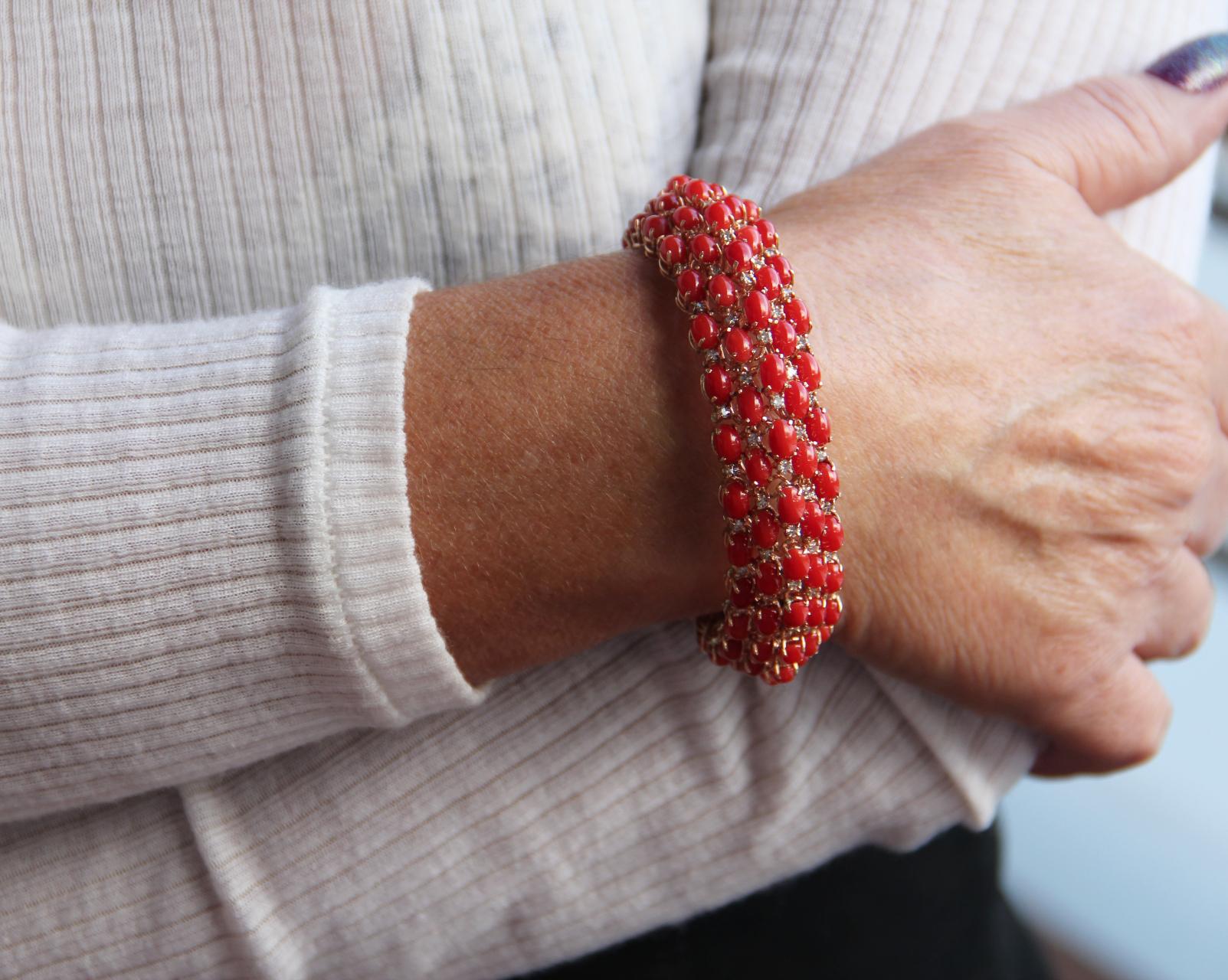 Handcraft Coral 14 Karat Yellow Gold Diamonds Cuff Bracelet For Sale 4