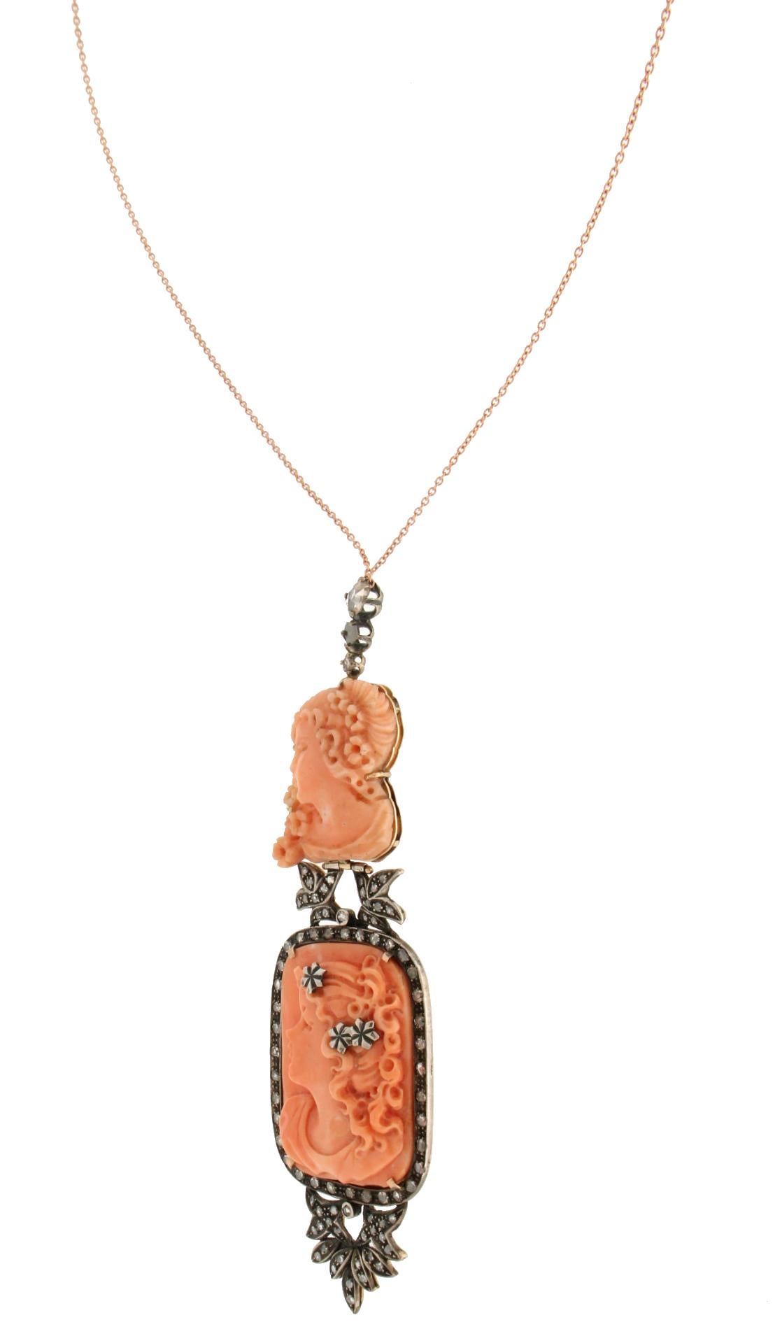 Handcraft Coral 14 Karat Yellow Gold Diamonds Pendant Necklace In New Condition For Sale In Marcianise, IT