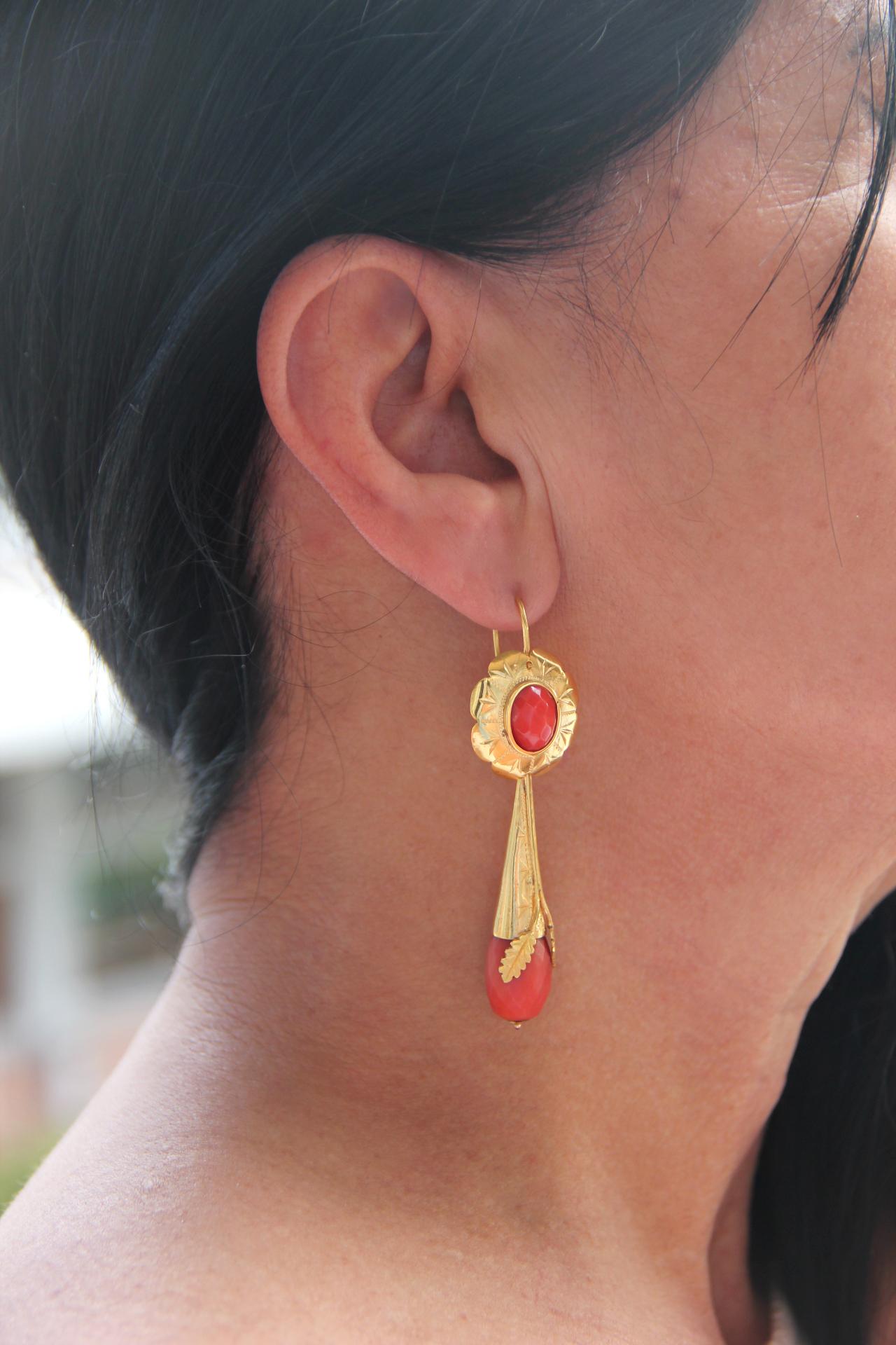 Handcraft Coral 14 Karat Yellow Gold Drop Earrings For Sale 2