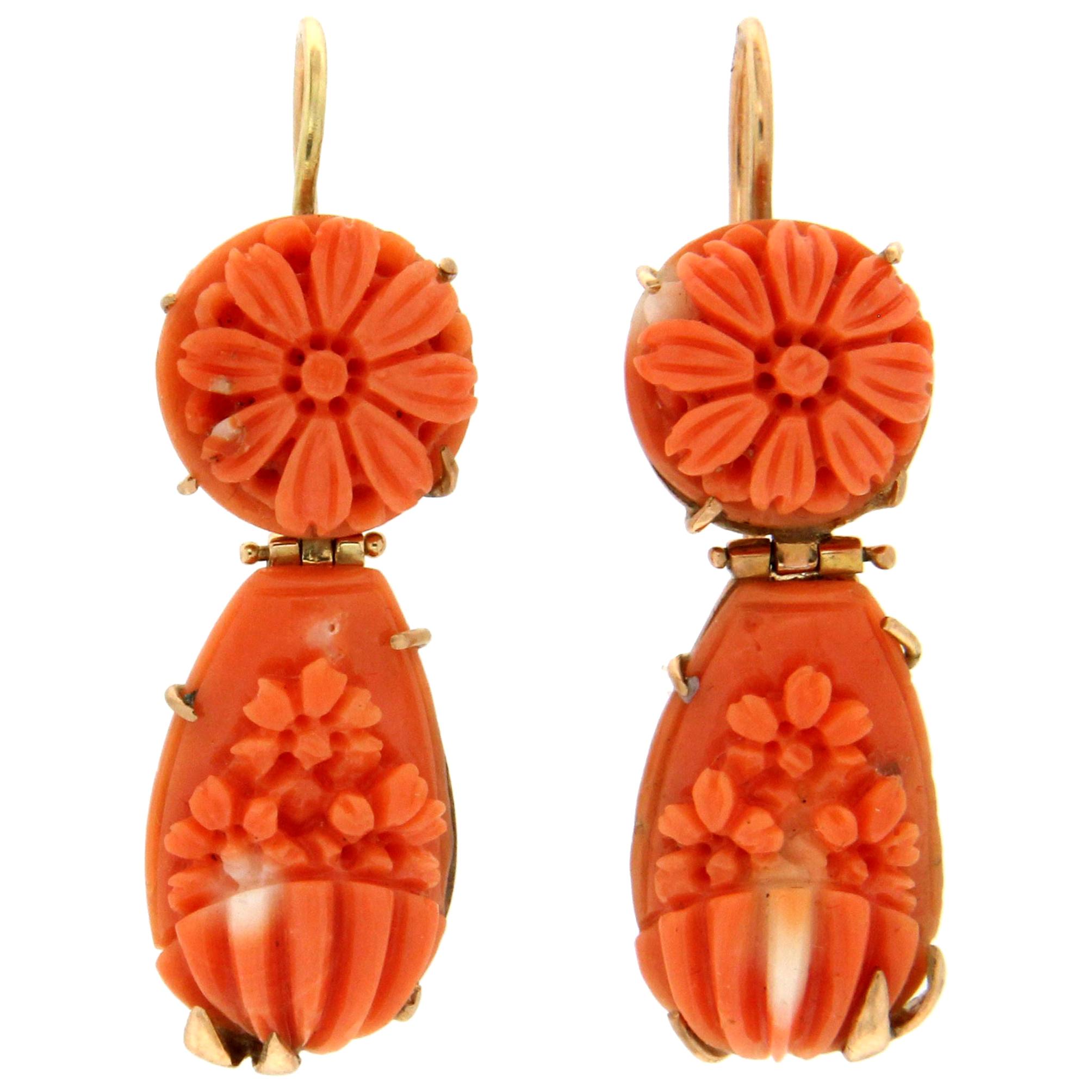 Boucles d'oreilles pendantes en or jaune 14 carats et corail Handcraft