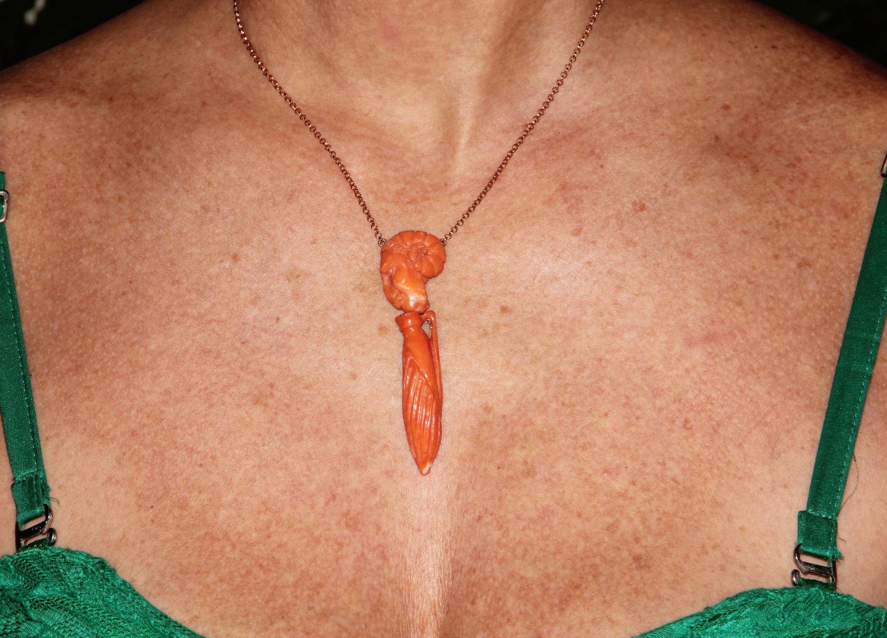 Handcraft Coral 14 Karat Yellow Gold Drop Necklace For Sale 4