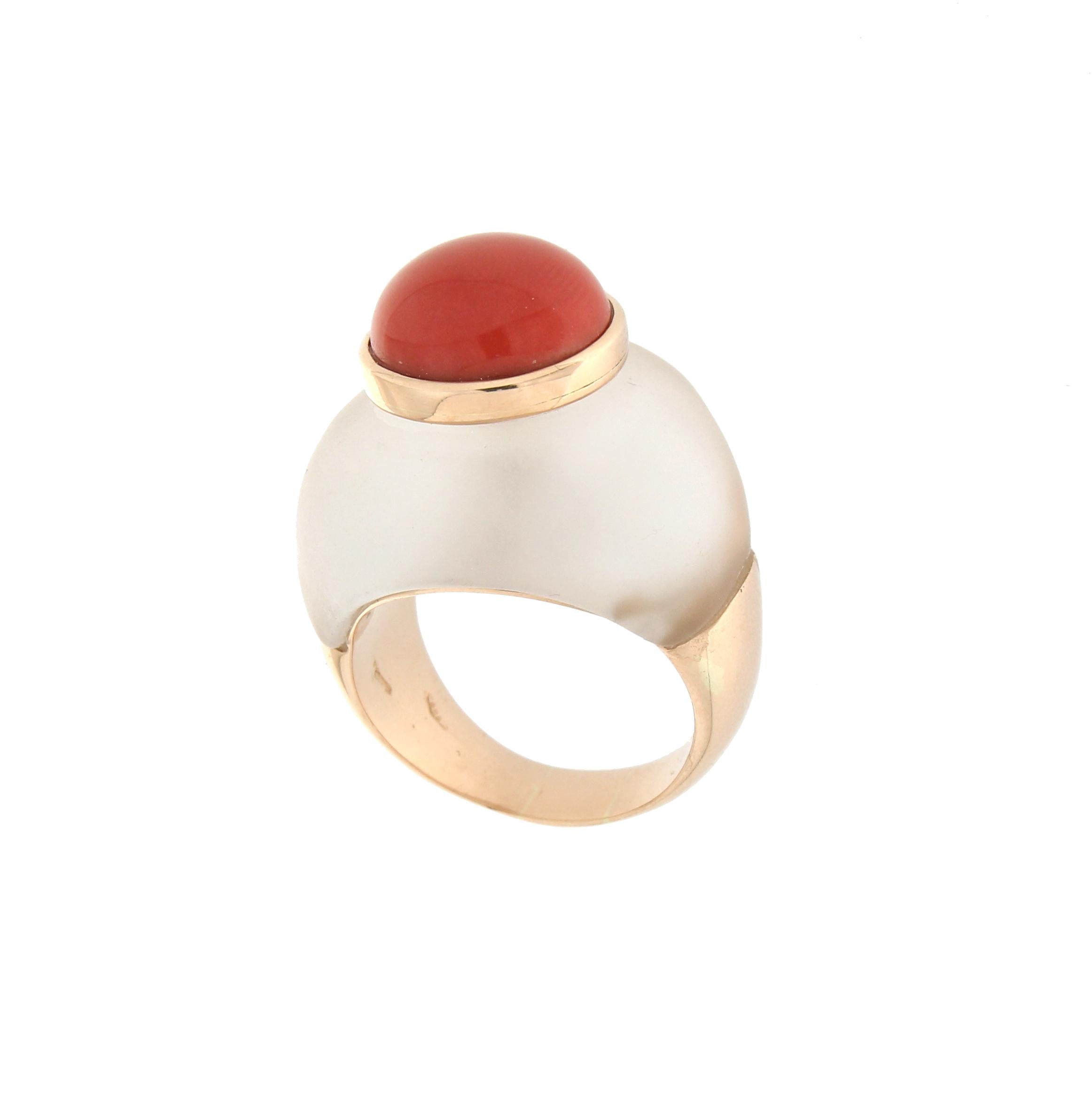Handcraft Coral 14 Karat Yellow Gold Rock Crystal Cocktail Ring In New Condition For Sale In Marcianise, IT