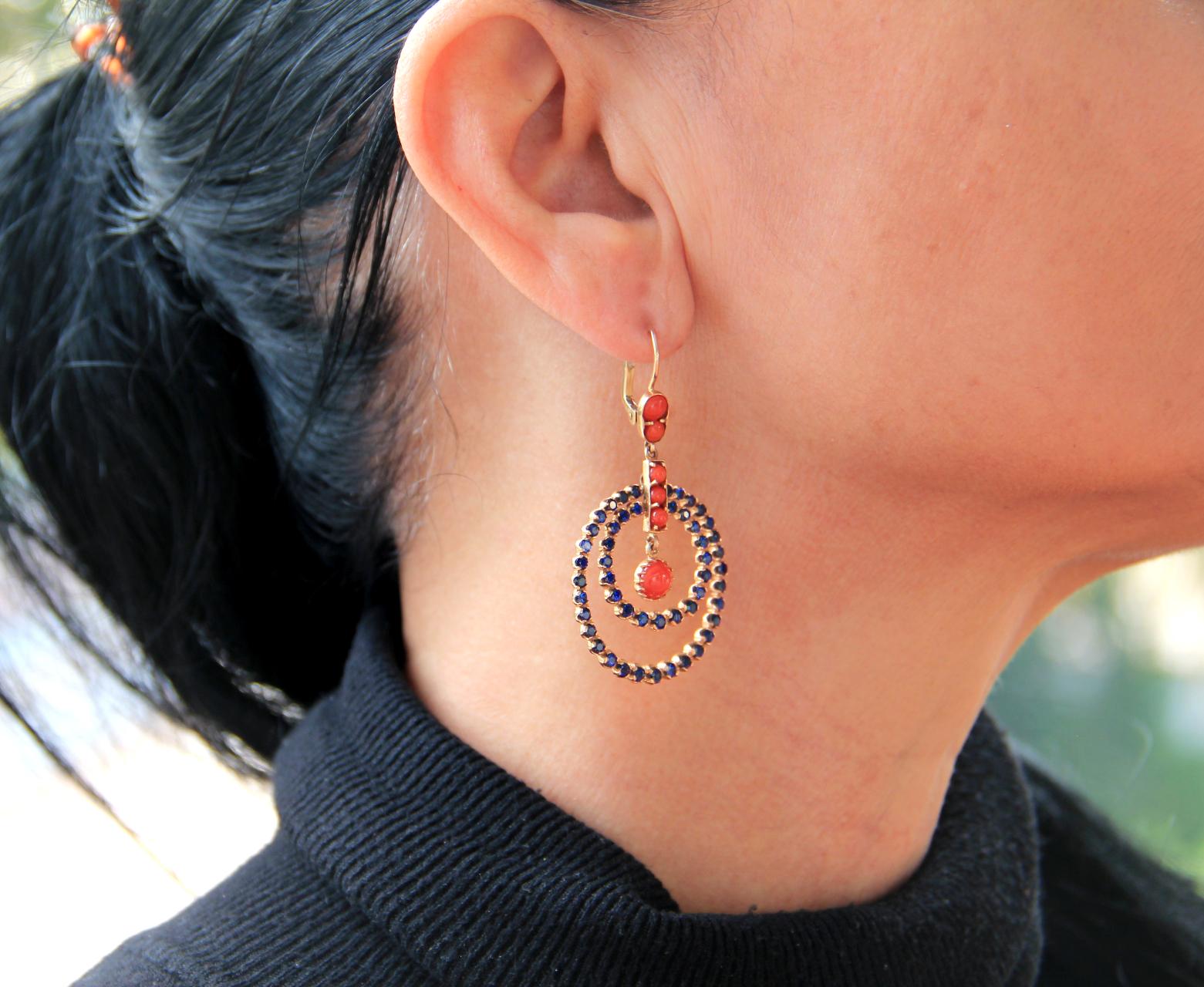 Handcraft Coral 14 Karat Yellow Gold Sapphires Drop Earrings For Sale 1