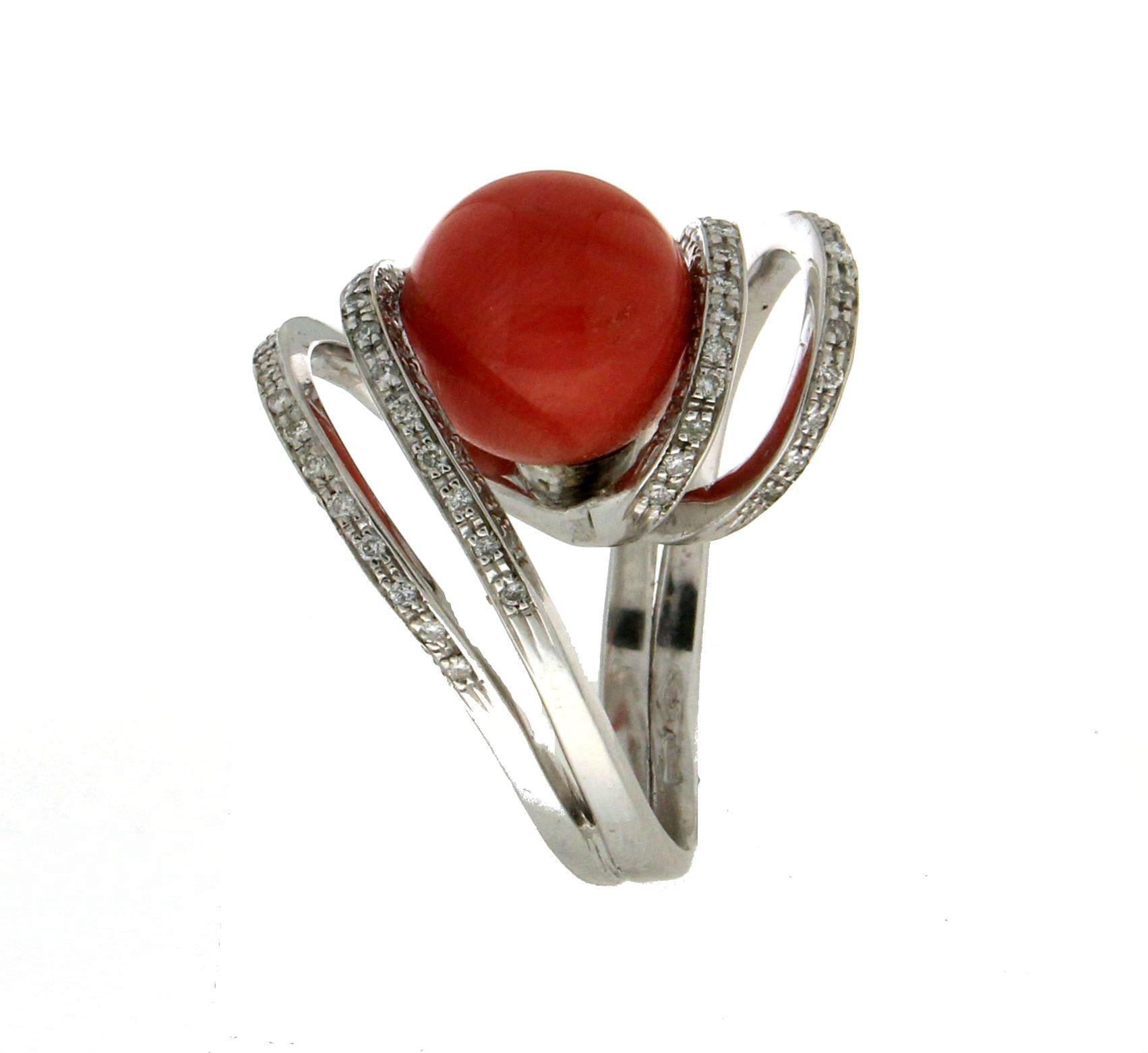Handcraft Coral 18 Karat White Gold Diamonds Cocktail Ring For Sale 1