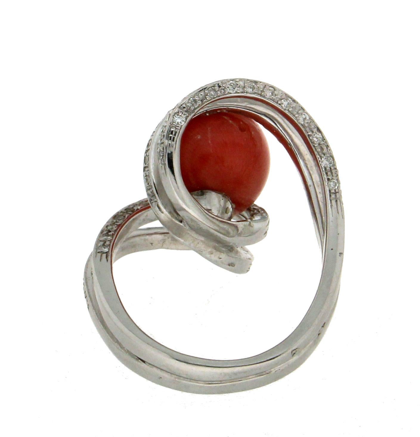 Handcraft Coral 18 Karat White Gold Diamonds Cocktail Ring For Sale 3