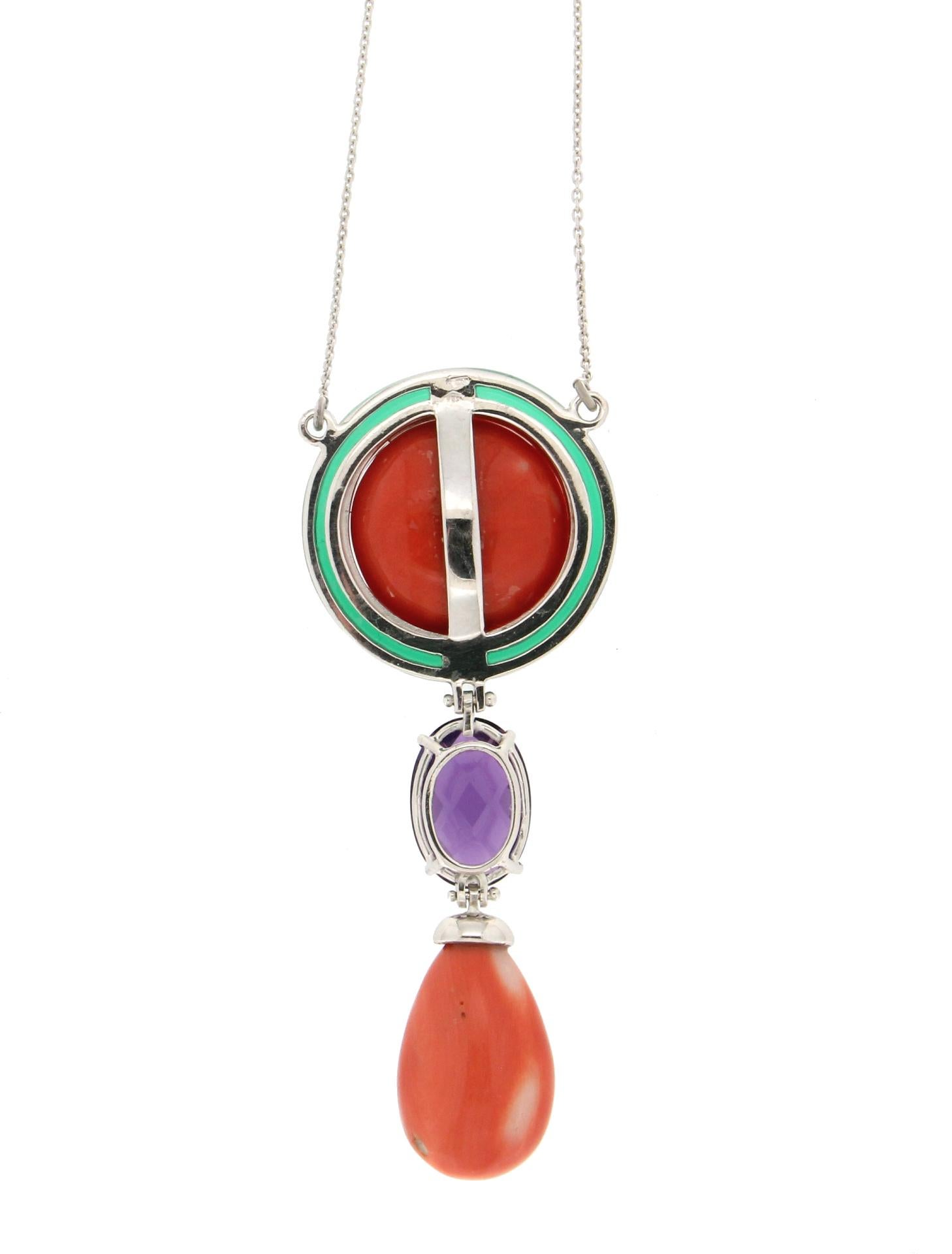 Collier pendentif artisanal en corail, or blanc 18 carats, améthyste verte et agate Neuf - En vente à Marcianise, IT