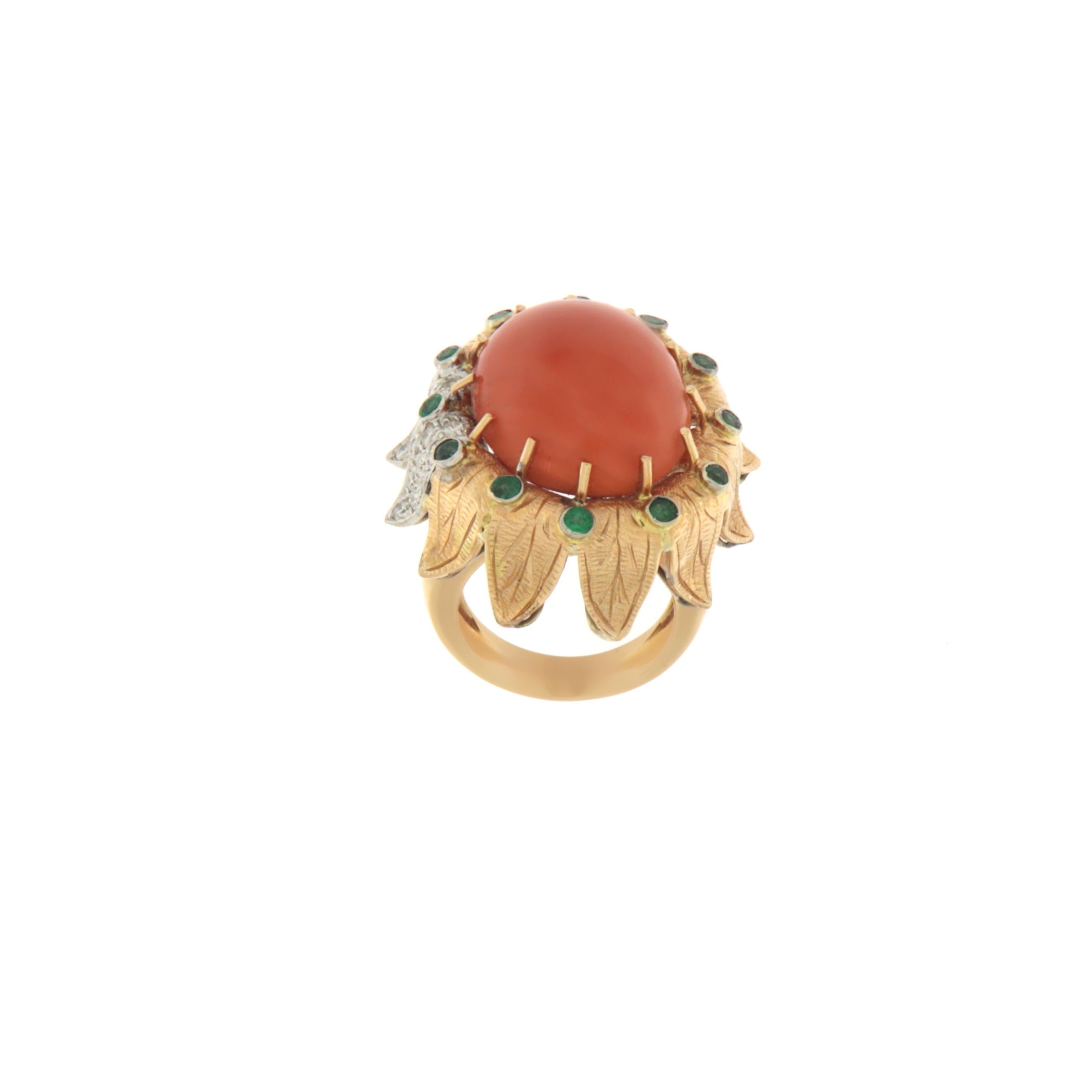 Coral Diamonds Emeralds 18 Karat Yellow and White Gold Cocktail Ring In New Condition In Marcianise, IT