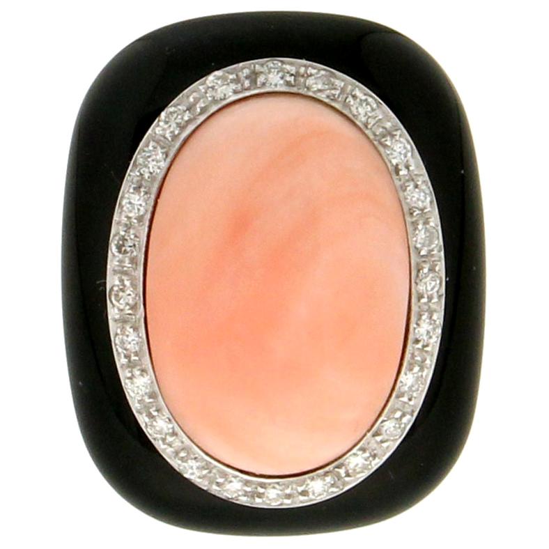 Handcraft Coral 18 Karat Yellow and White Gold Onyx Diamonds Cocktail Ring For Sale