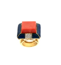 Handcraft Coral 18 Karat Yellow Gold Diamonds Cocktail Ring