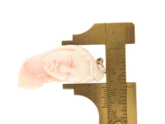 Handcraft Coral 9 Karat Yellow Gold Pendant Necklace