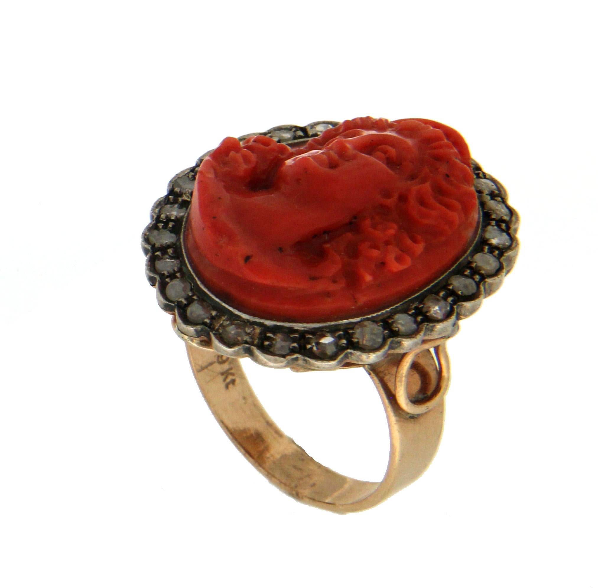 Handcraft Coral Cameo 14 Karat Yellow Gold Diamonds Cocktail Ring For Sale 1