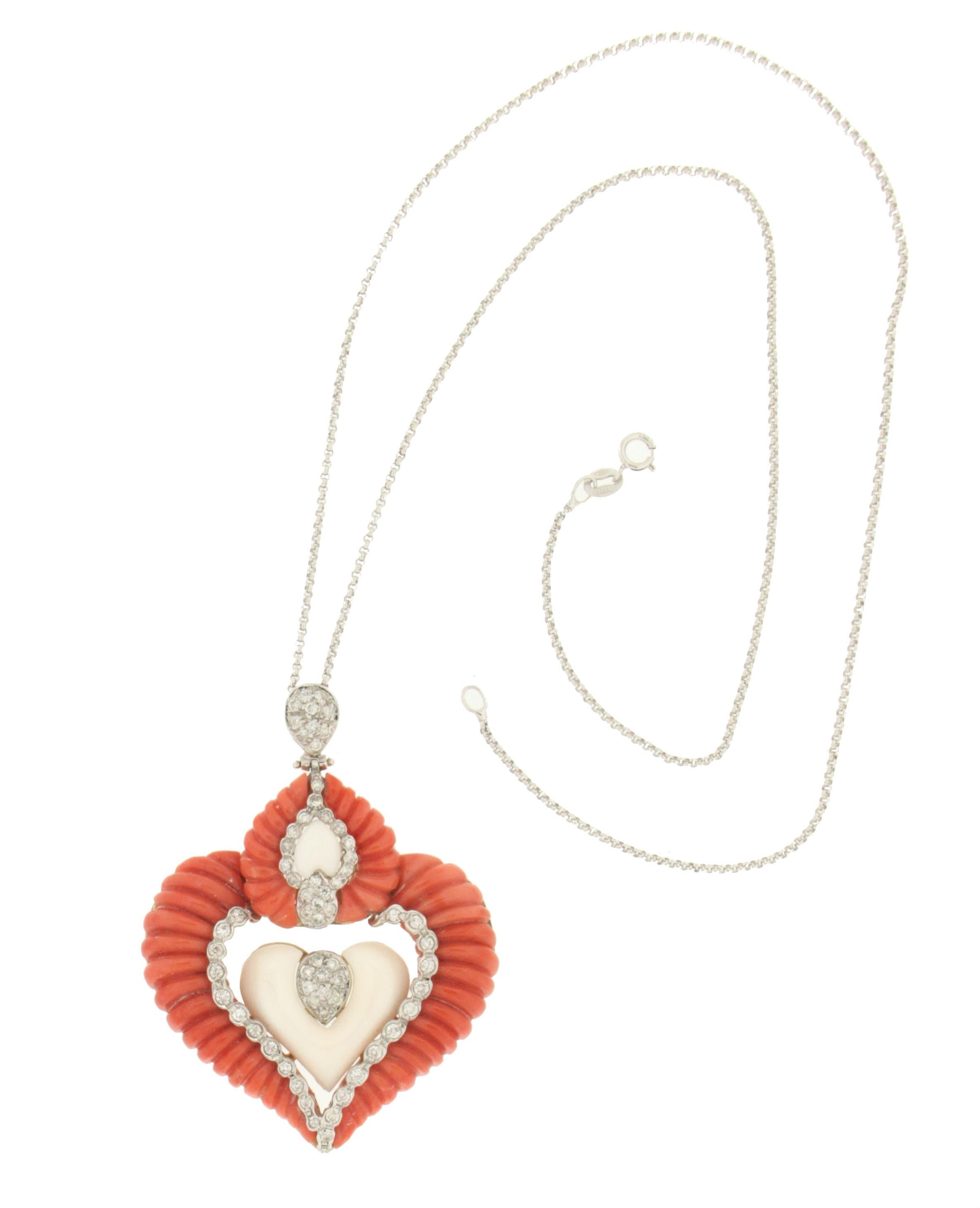 Artisan Handcraft Coral Heart 18 Karat White and Yellow Gold Diamonds Pendant Necklace
