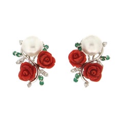 Handcraft Coral Roses 18 Karat Weißgold Diamanten Smaragd Perlen Ohrstecker