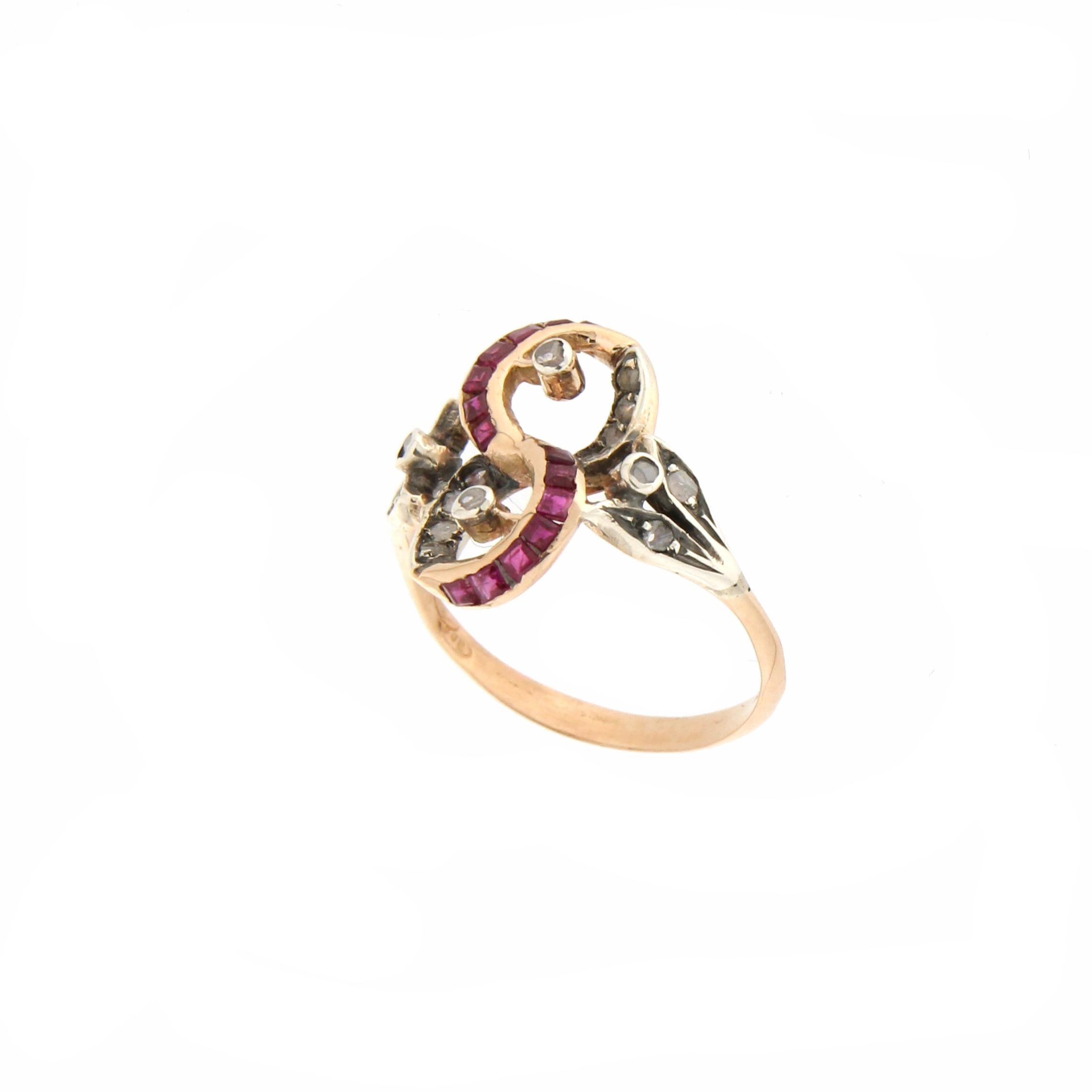 Handcraft Diamonds 14 Karat Yellow Gold Ruby Cocktail Ring In New Condition For Sale In Marcianise, IT