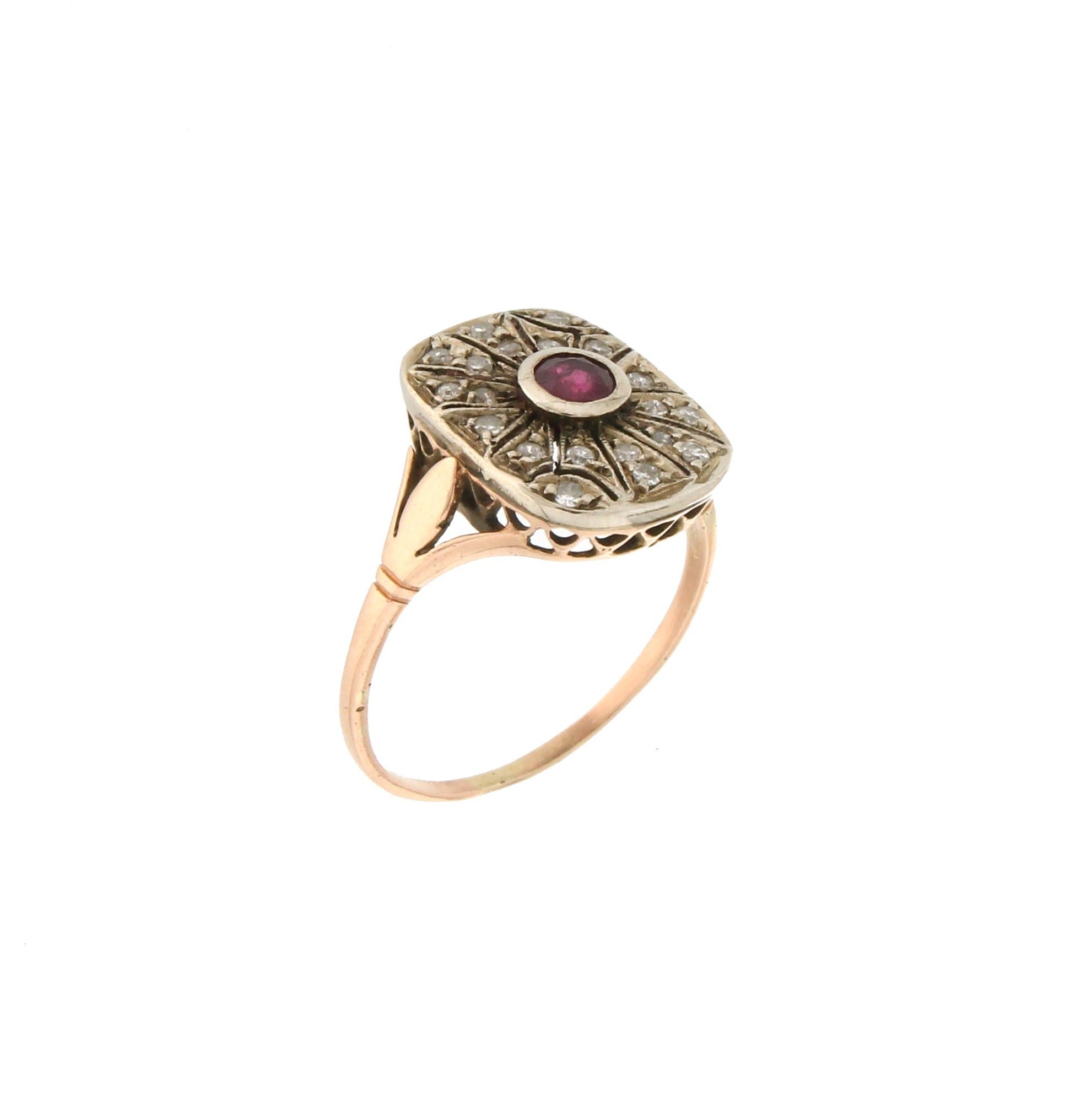 Handcraft Diamonds 9 Karat Yellow Gold Ruby Cocktail Ring In New Condition For Sale In Marcianise, IT
