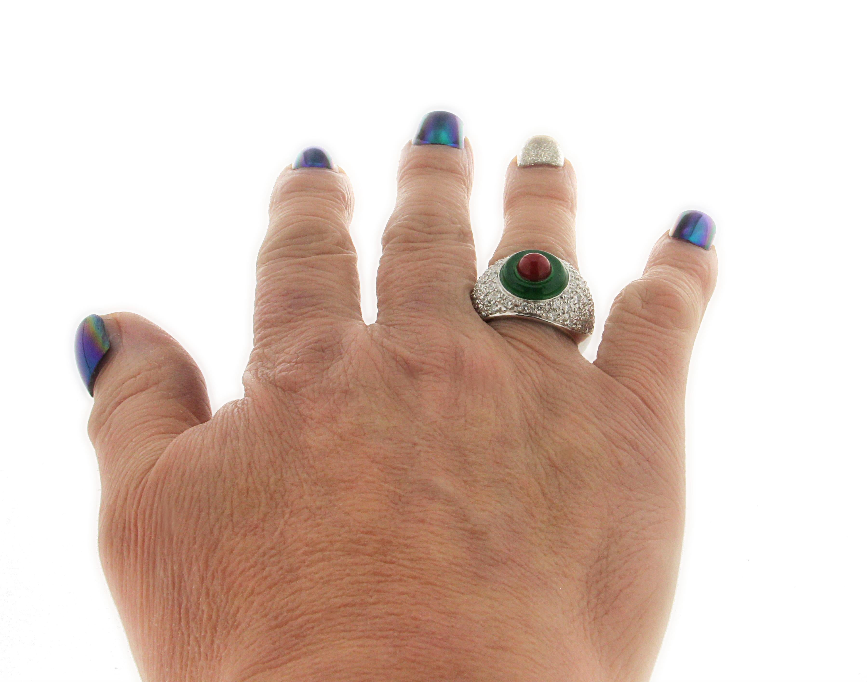 Handcraft Diamonds 18 Karat White Gold Agate Coral Band Ring For Sale 3