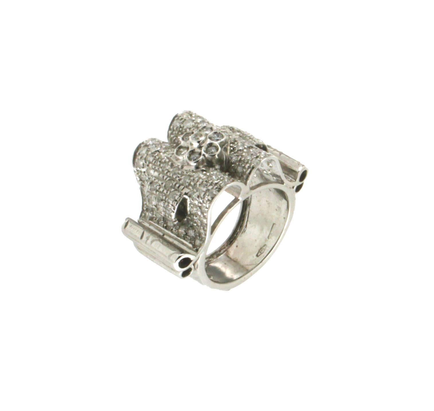 Handcraft Diamonds 14 Karat White Gold Cocktail Ring In New Condition For Sale In Marcianise, IT