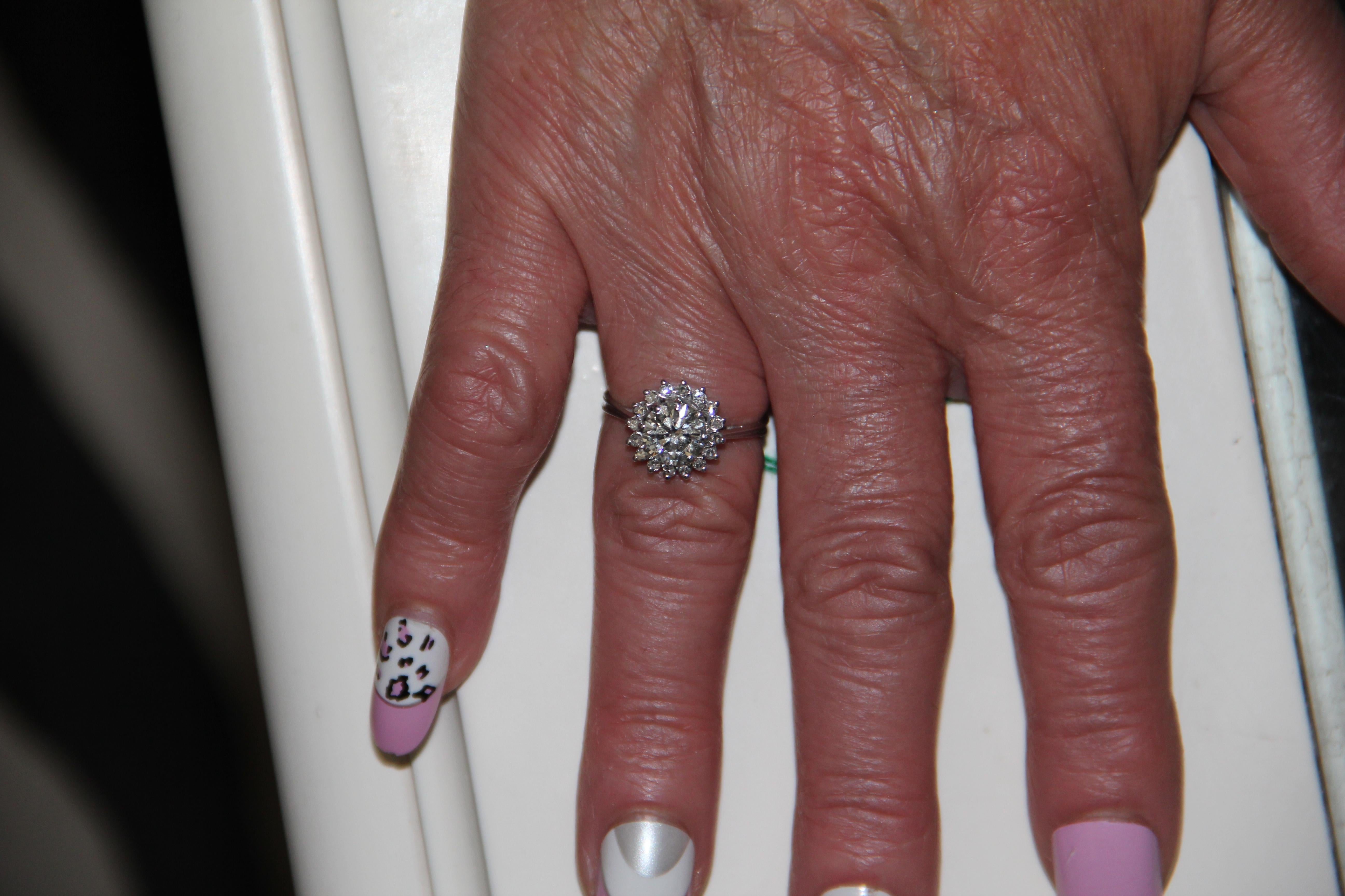 Handcraft Diamonds 18 Karat White Gold Engagement Ring For Sale 4