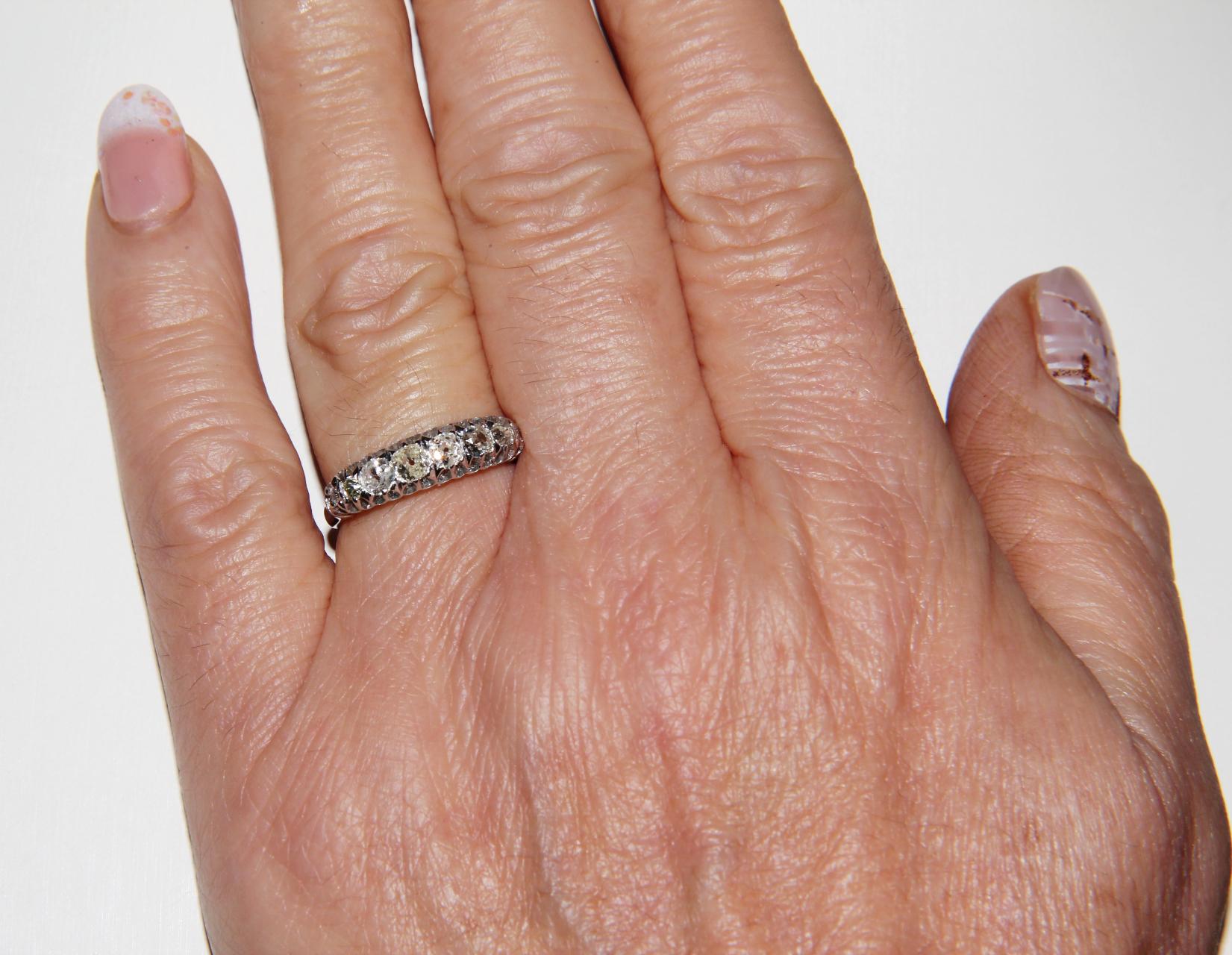 Handcraft Diamonds 18 Karat White Gold Engagement Ring 7