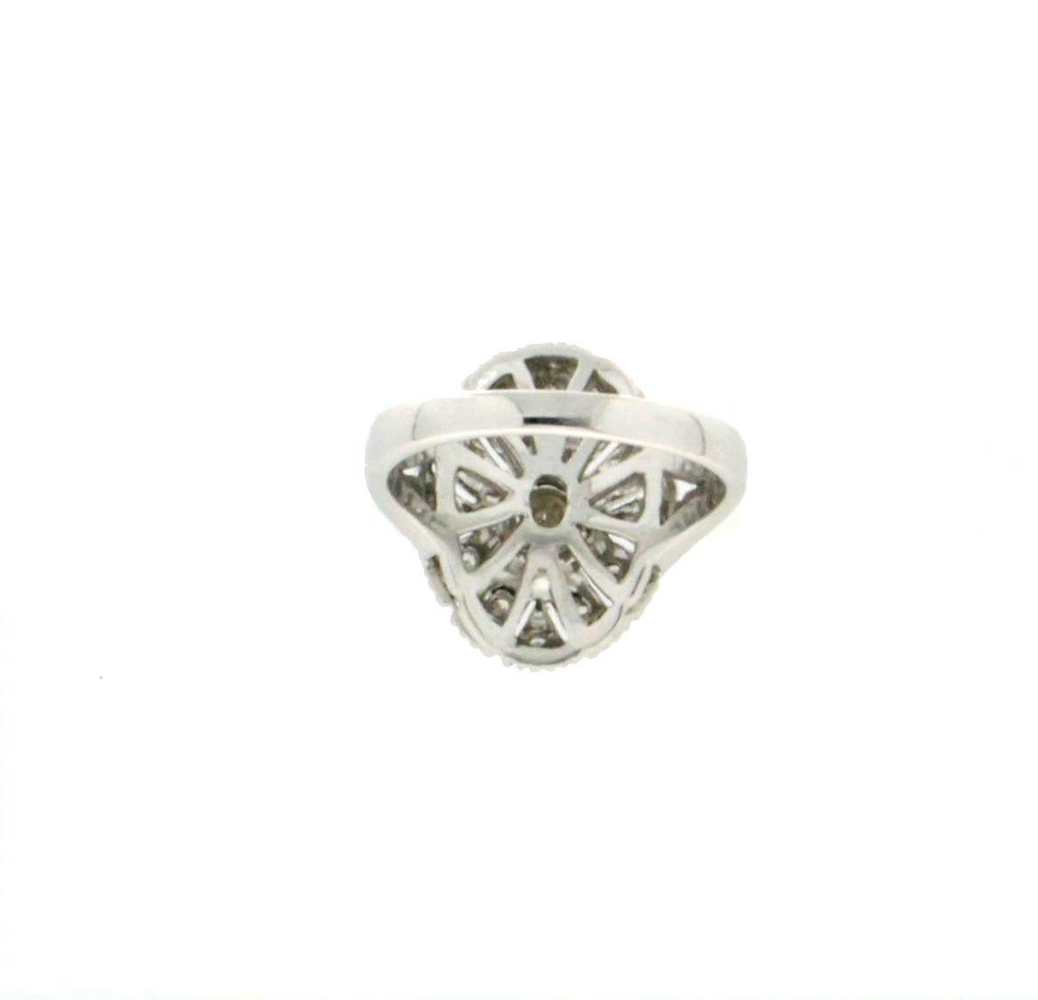 Women's or Men's Handcraft Diamonds 18 Karat White Gold Engagement Ring