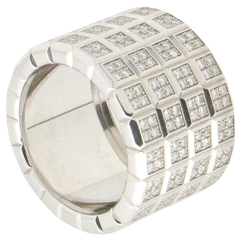 Handcraft Diamonds 18 Karat White Gold Agate Coral Band Ring For Sale ...