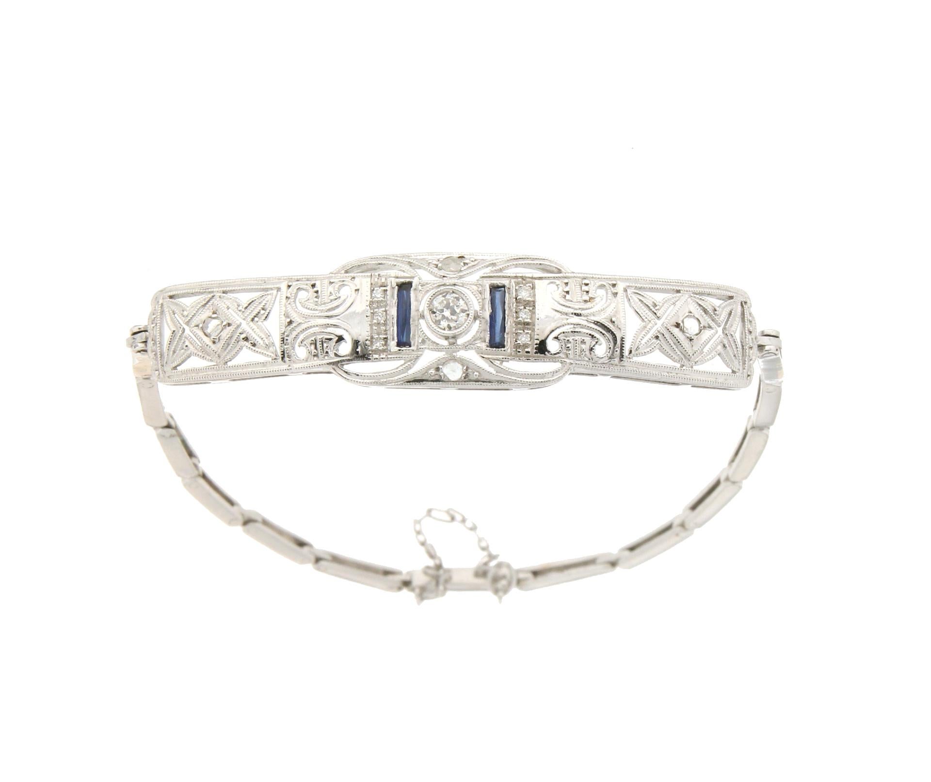 Handcraft Diamonds 18 Karat White Gold Sapphires Bangle Bracelet In New Condition In Marcianise, IT