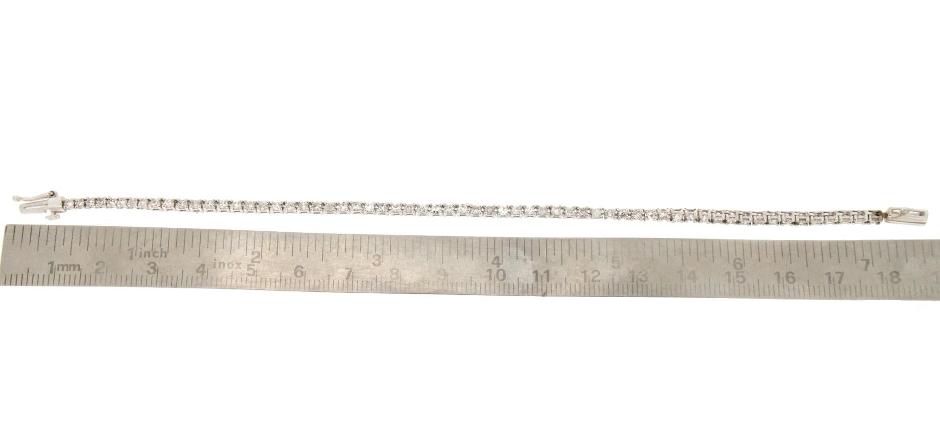 Handcraft Diamonds 18 Karat White Gold Tennis Bracelet In New Condition For Sale In Marcianise, IT