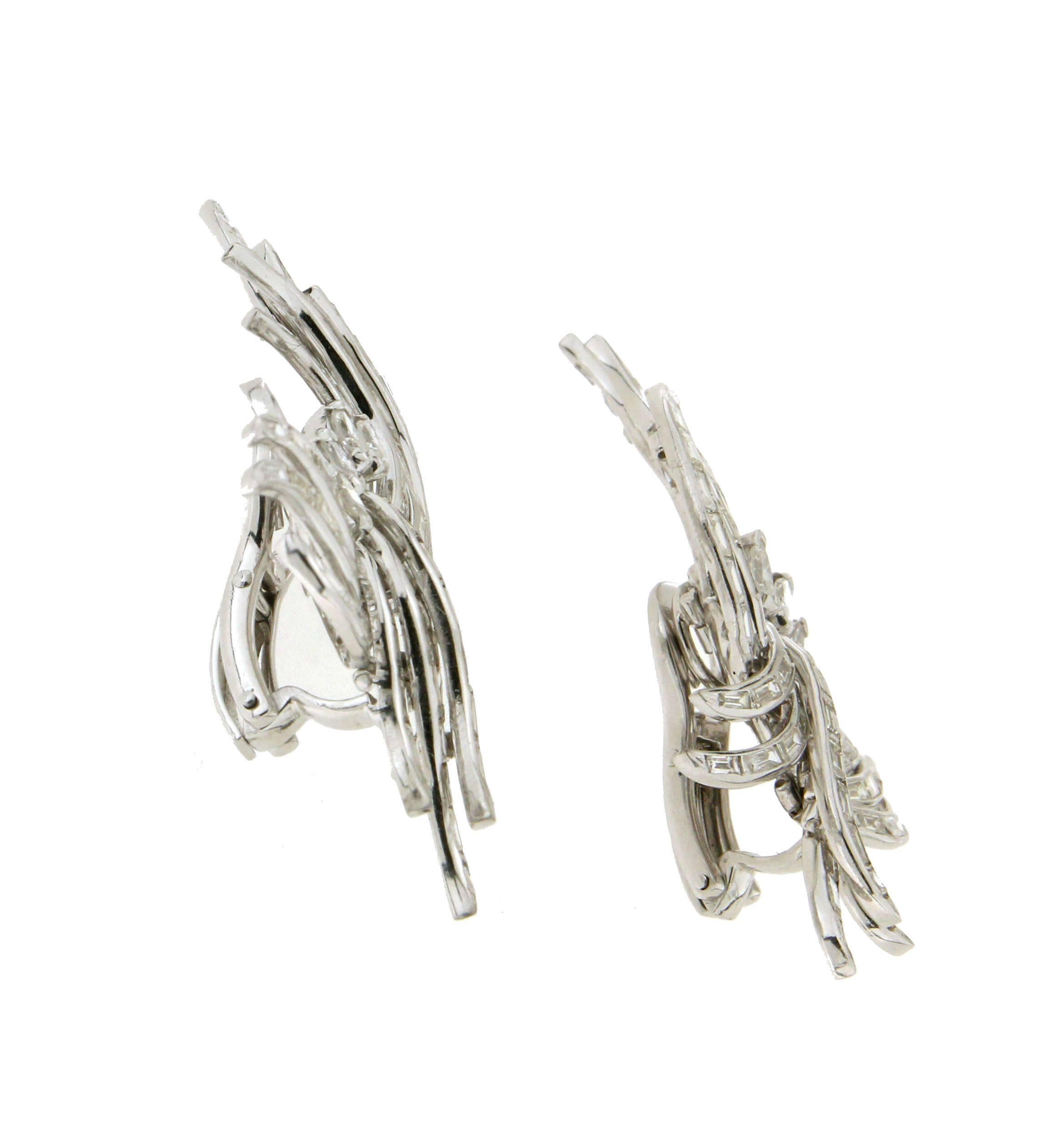 Women's or Men's Handcraft Diamonds Baguette Platinum Stud Earrings For Sale