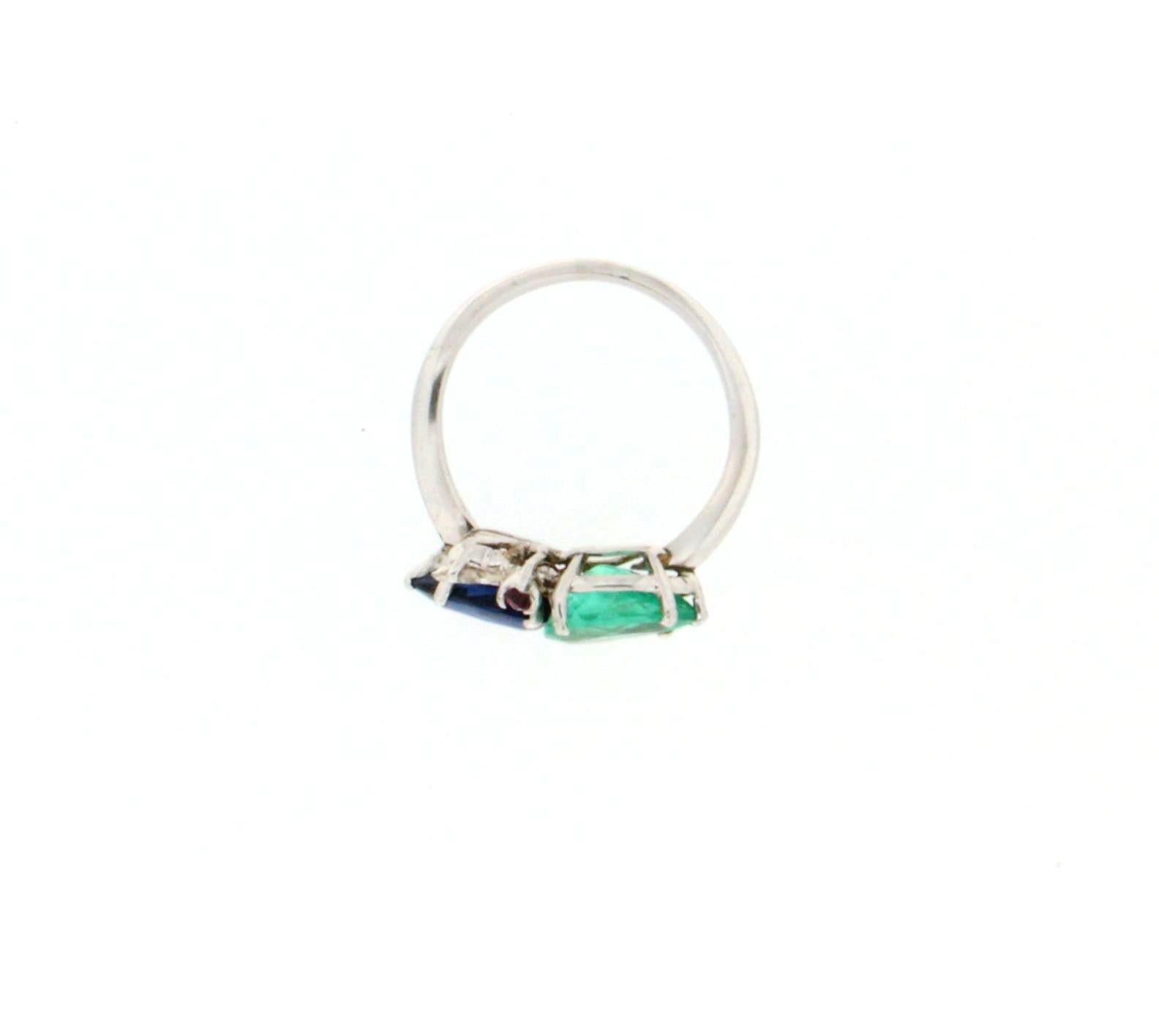 Handcraft Diamonds Platinum Emerald Sapphire Drops Cocktail Ring In New Condition For Sale In Marcianise, IT