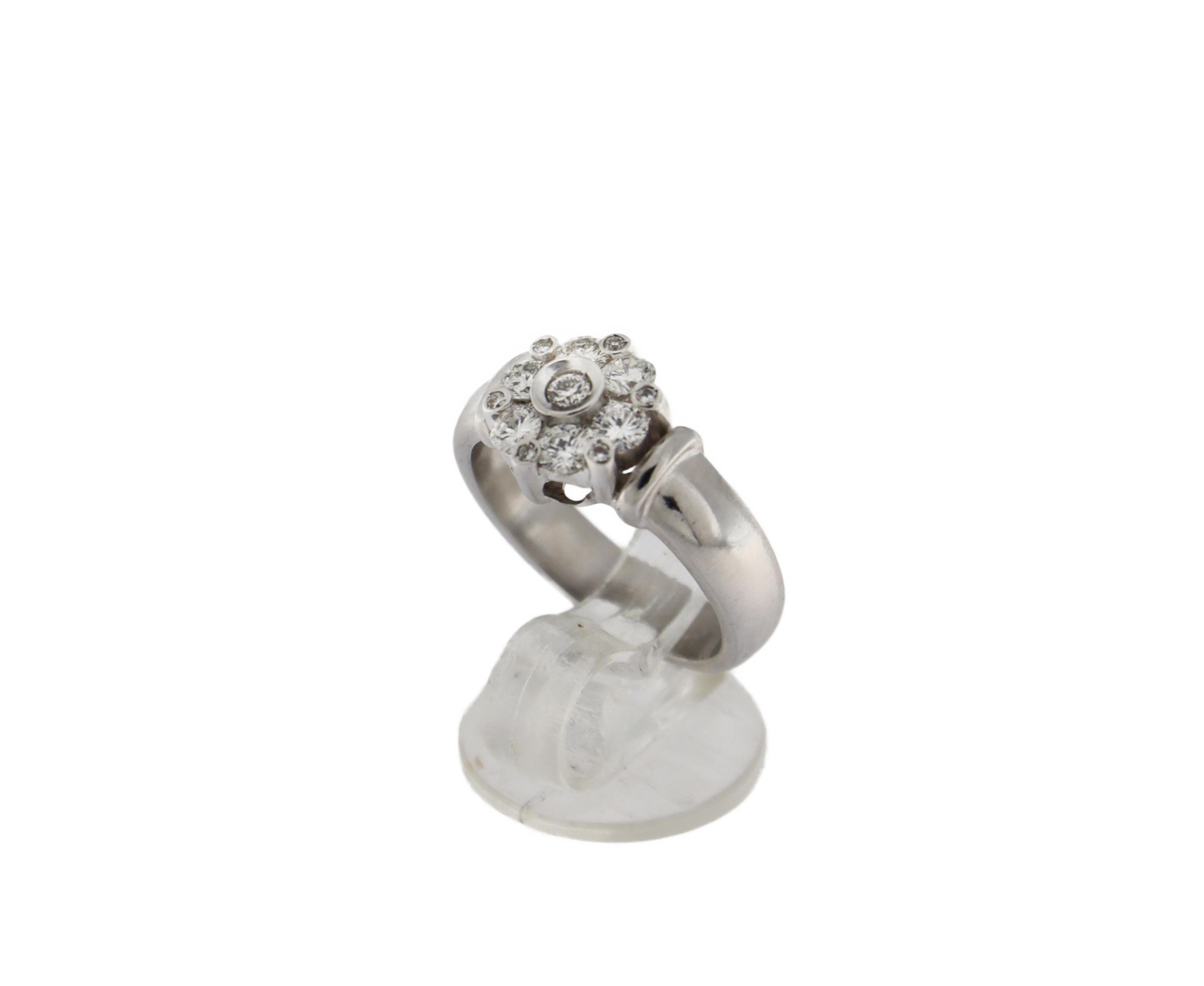 Handcraft Diamanten Platin Verlobungsring im Angebot 12