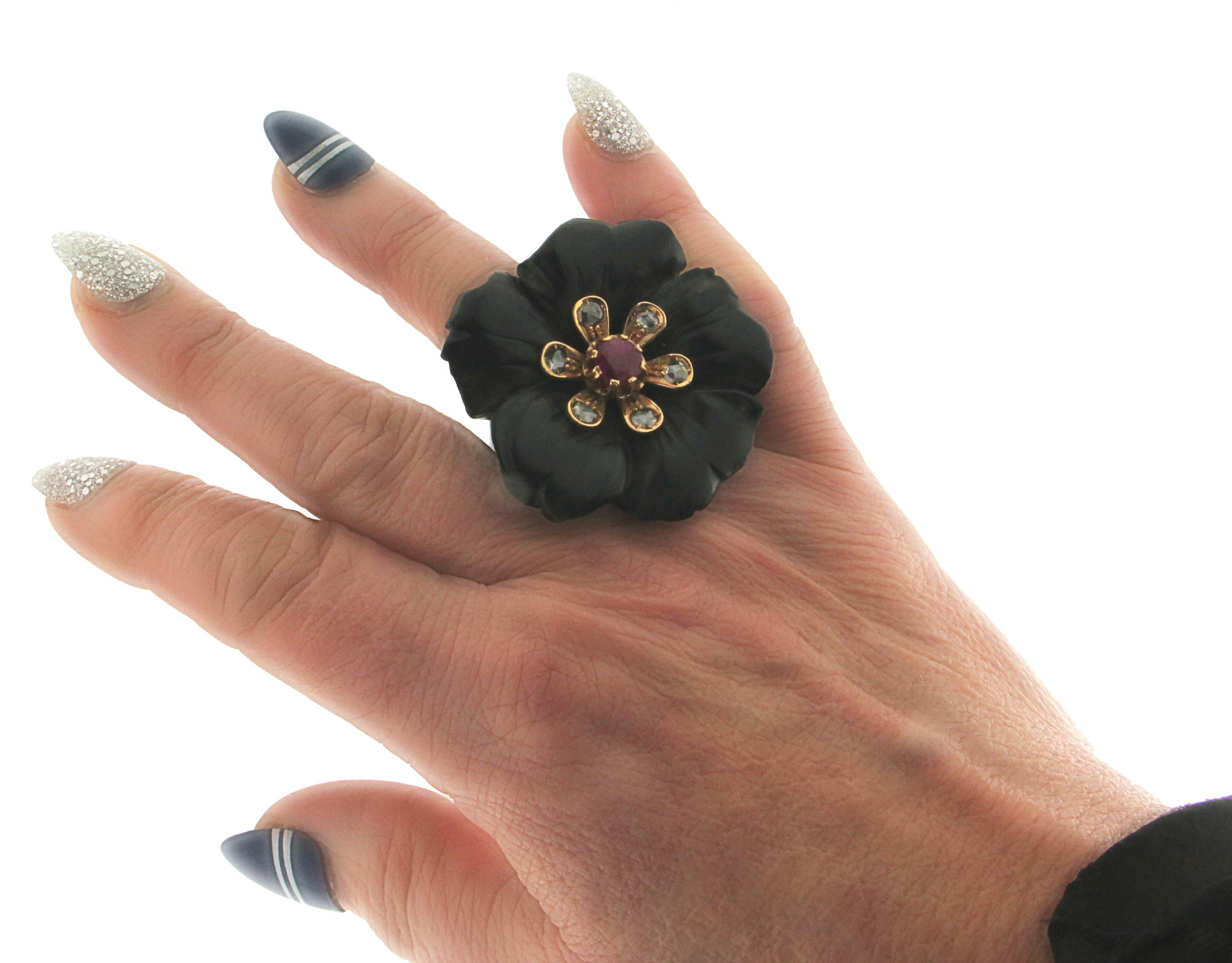 Women's or Men's Handcraft Ebony 18 Karat Yellow Gold Ruby Diamonds Cocktail Ring For Sale