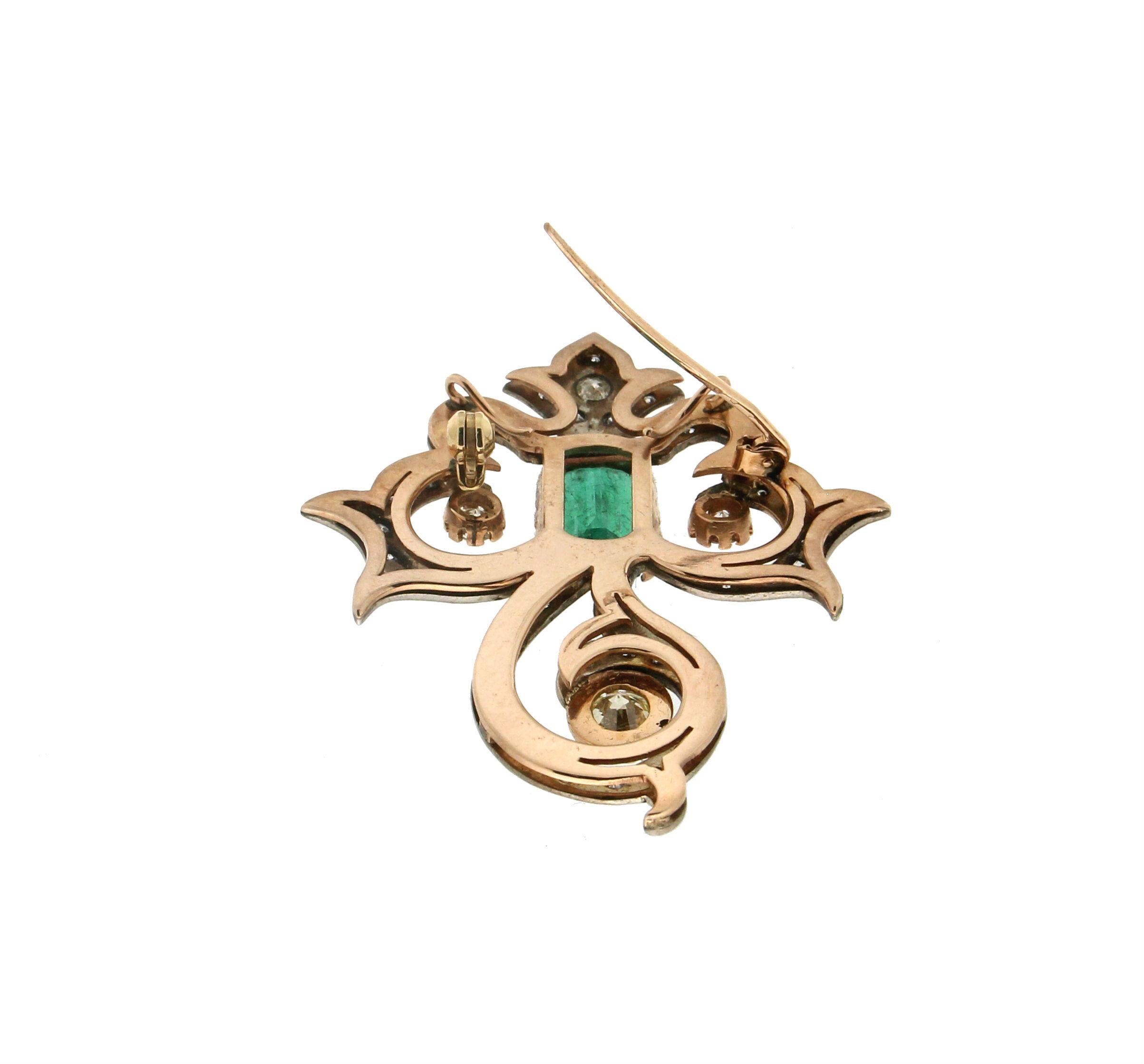 Artisan Handcraft Emerald 14 Karat Yellow Gold and Silver Diamonds Brooch For Sale