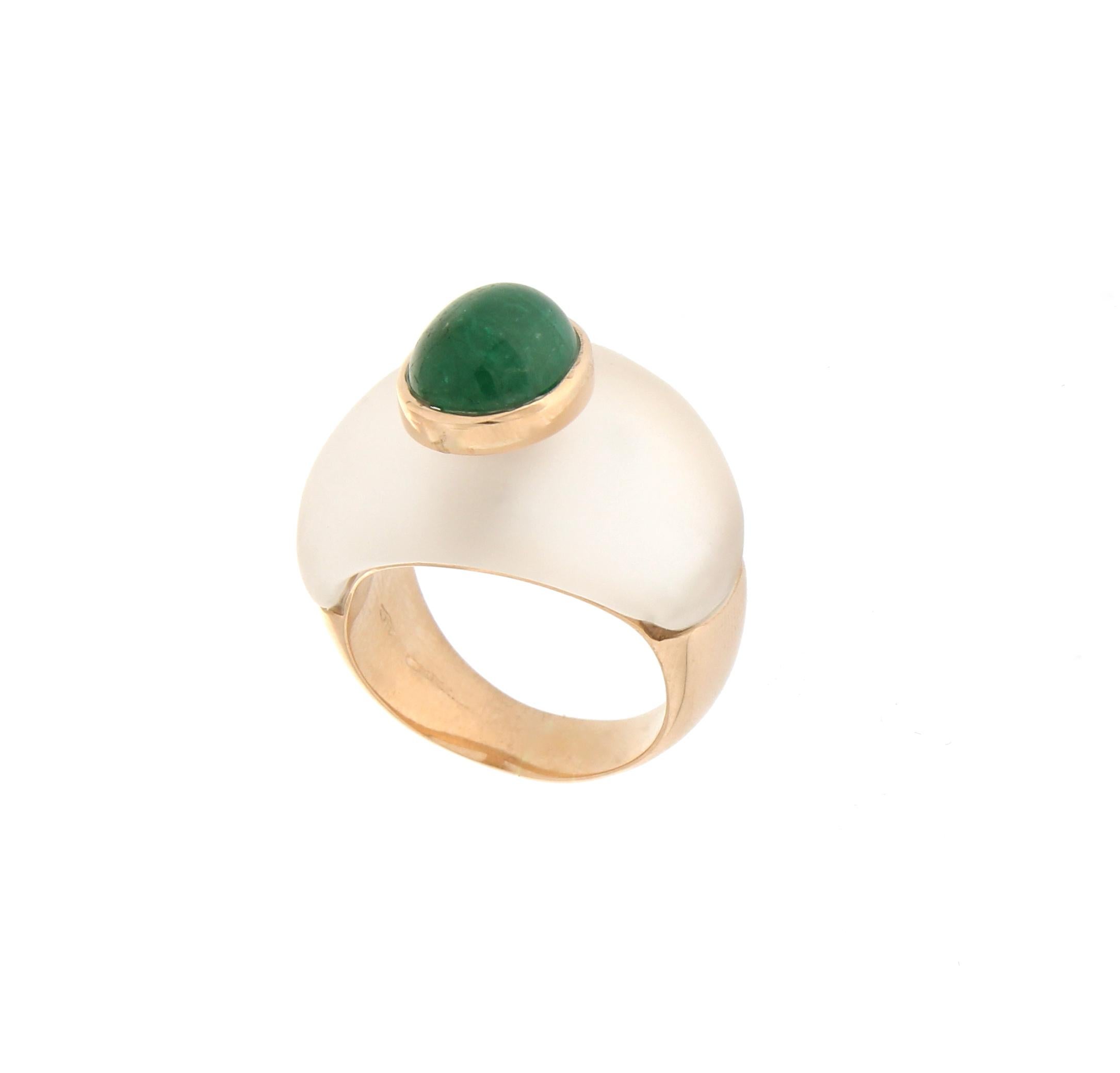 Handcraft Emerald 14 Karat Yellow Gold Rock Crystal Cocktail Ring In New Condition For Sale In Marcianise, IT