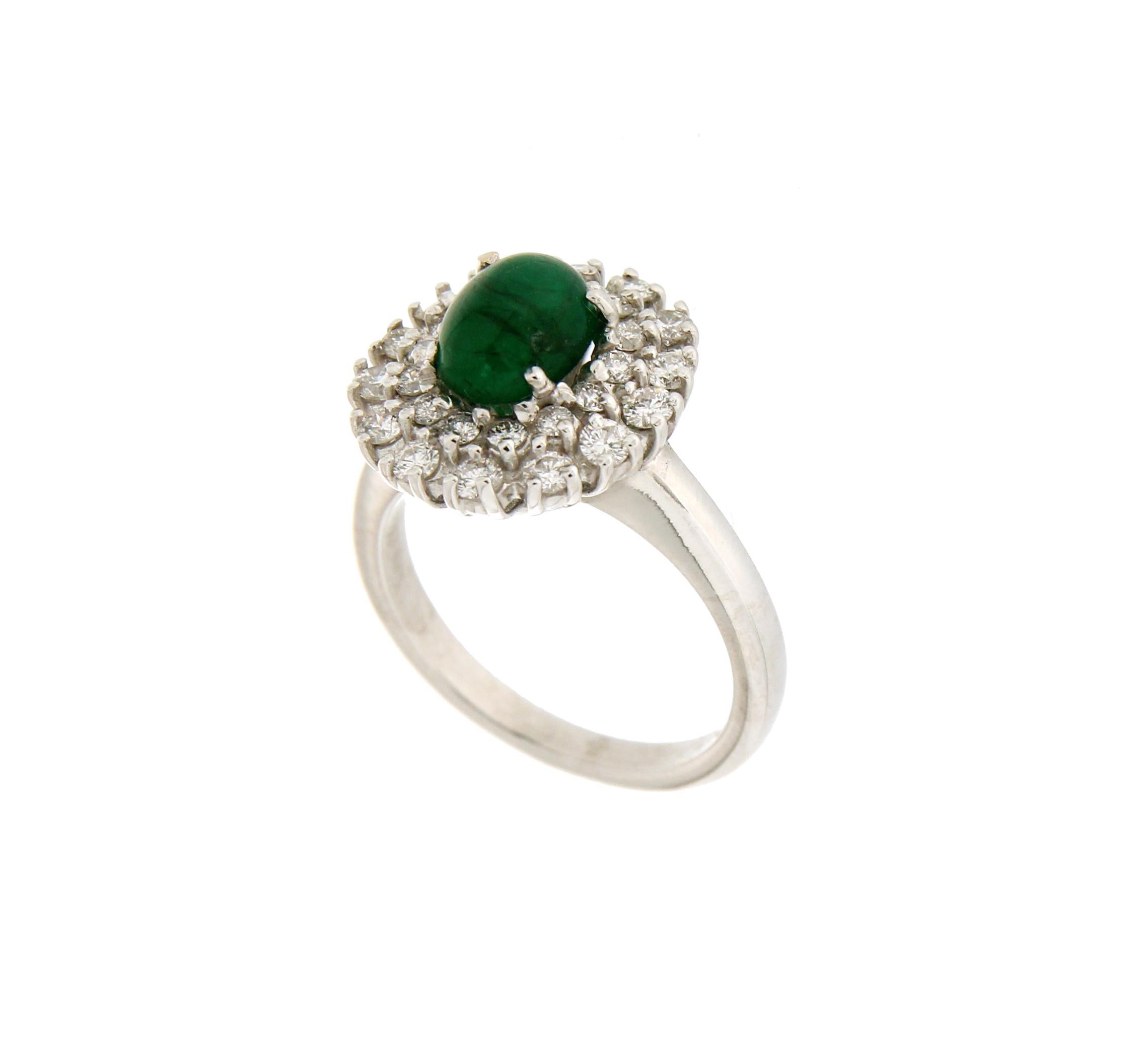 Brilliant Cut Handcraft Emerald 18 Karat White Gold Diamonds Cocktail Ring For Sale