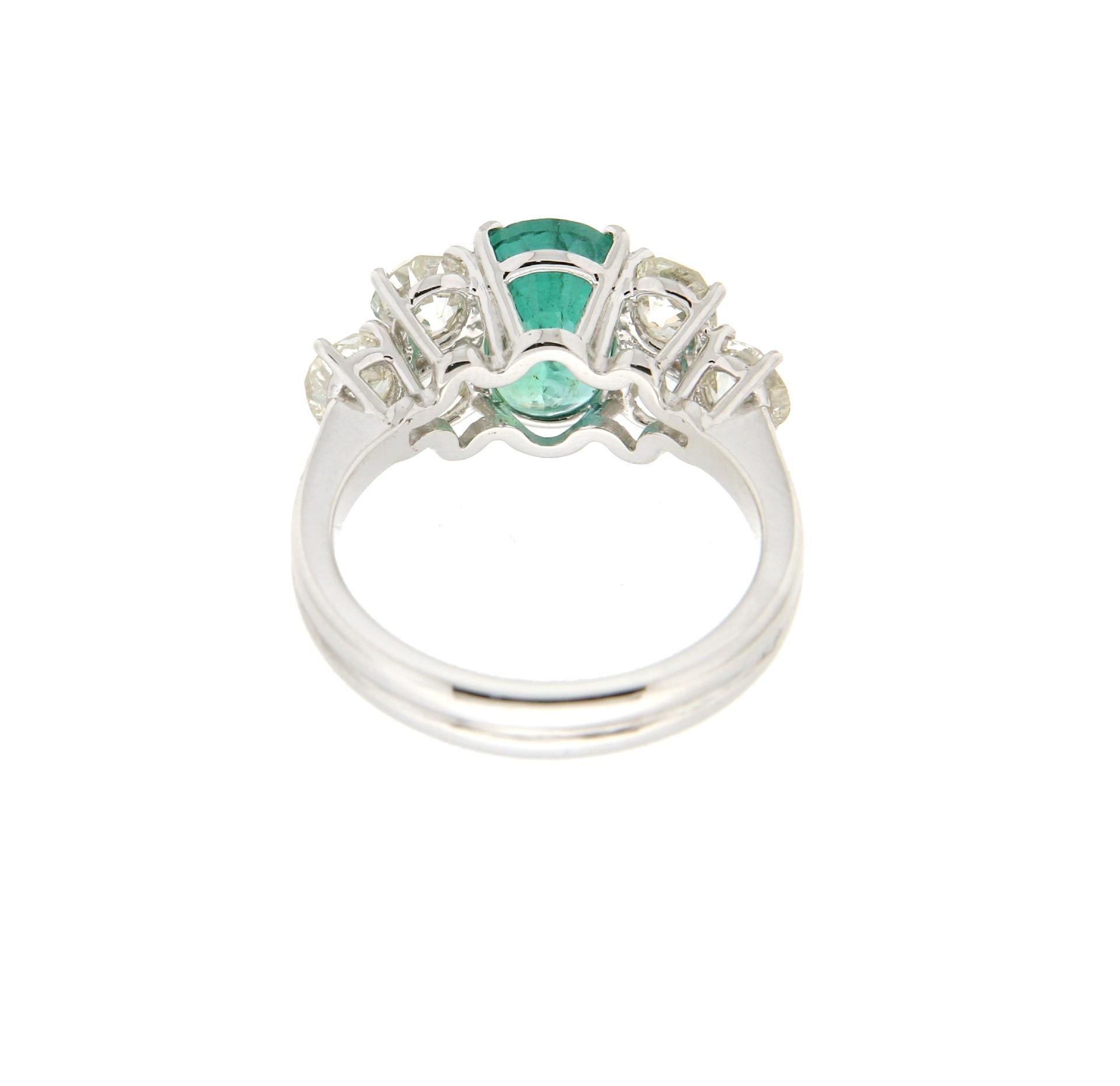 Women's Handcraft Emerald 18 Karat White Gold Diamonds Engagement Ring