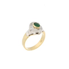 Handcraft Emerald 18 Karat Yellow Gold Diamonds Cocktail Ring