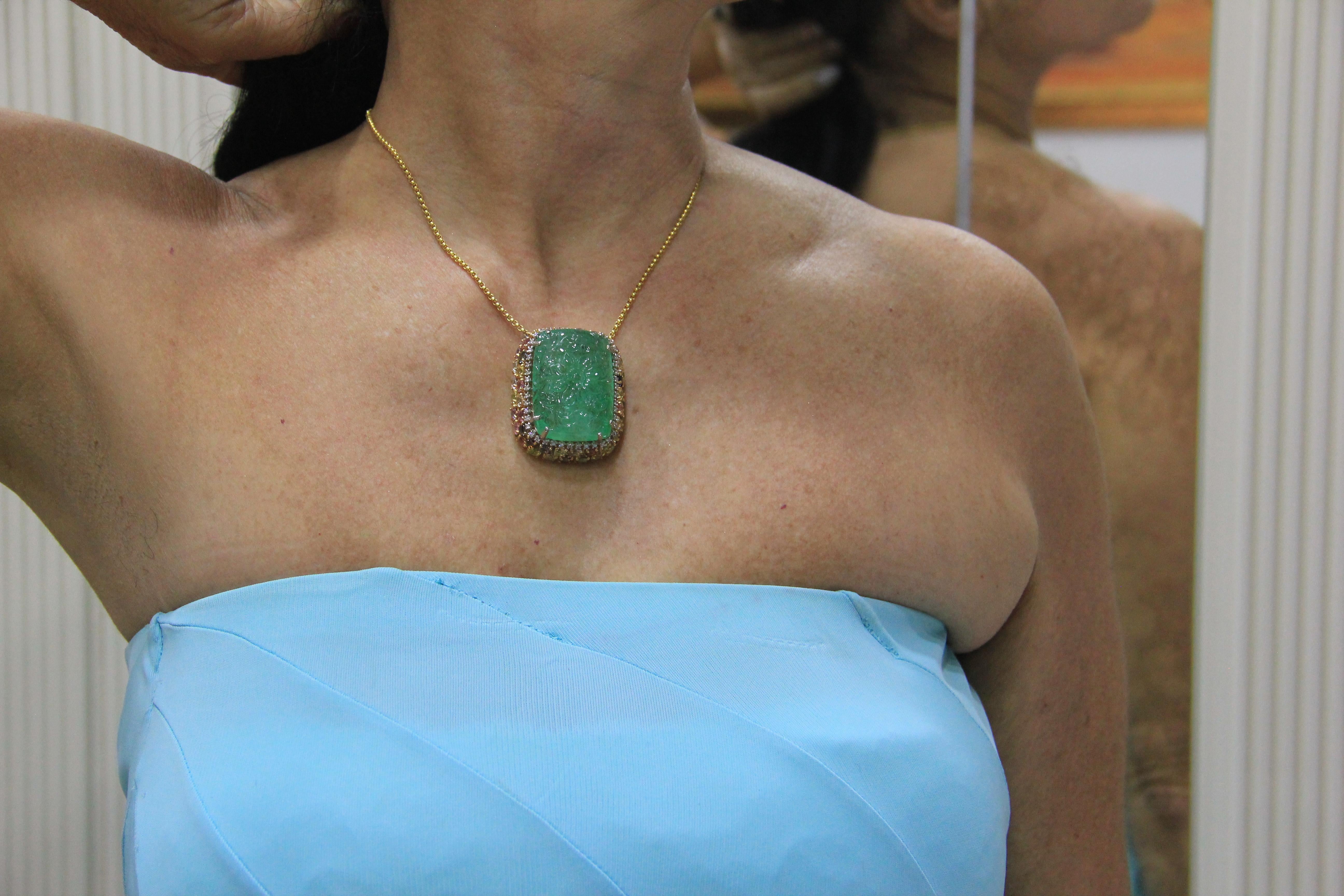 Handcraft Emerald 18 Karat Yellow Gold Diamonds Sapphires Pendant Necklace 3