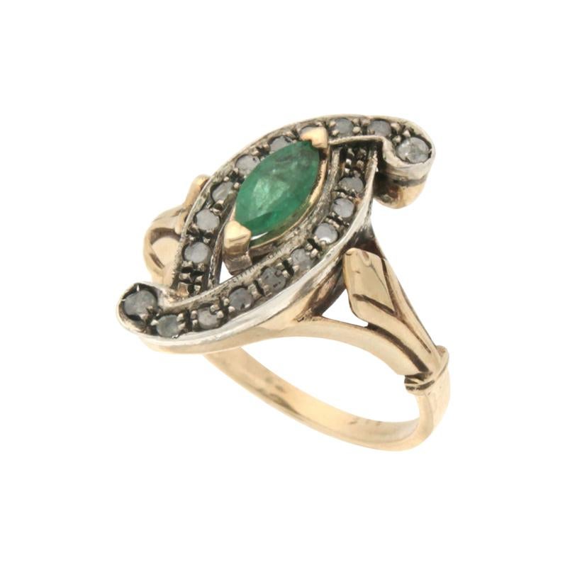 Handcraft Emerald 9 Karat Yellow Gold Diamonds Cocktail Ring