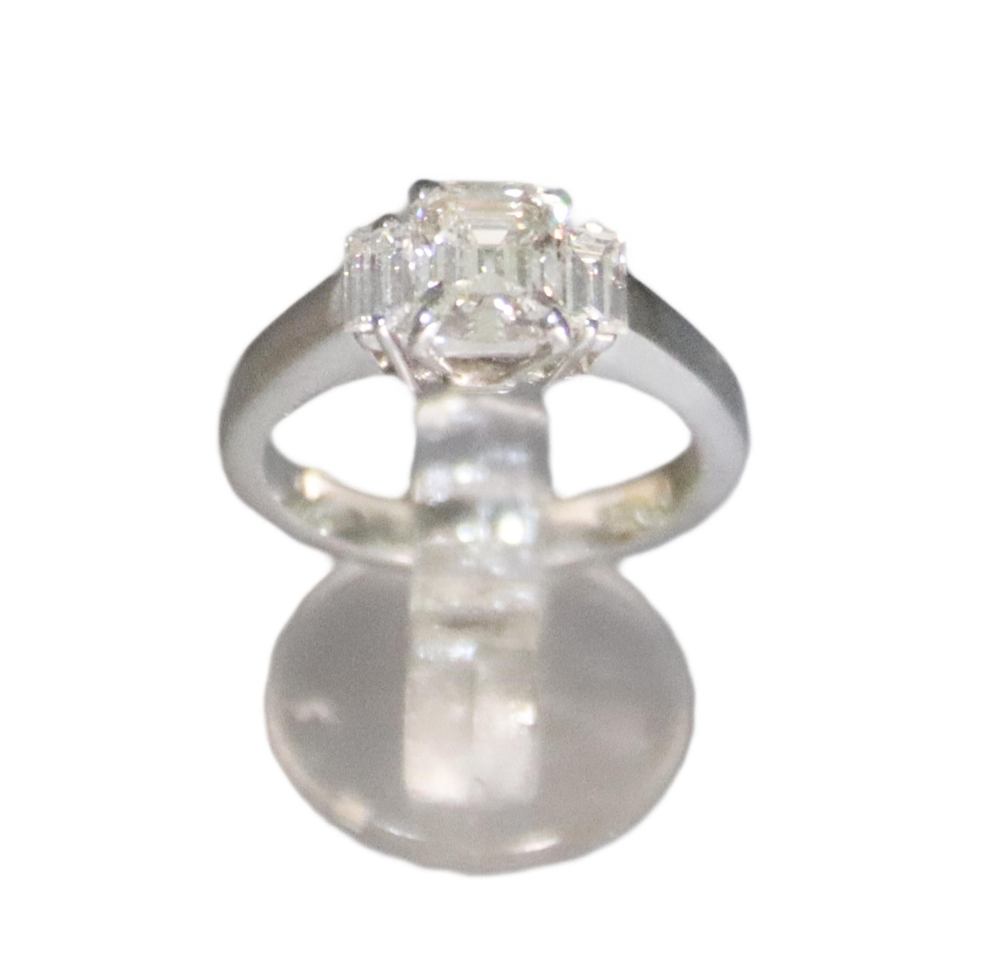 Handcraft Emerald Cut Diamonds 18 Karat White Gold Engagement Ring For Sale 8