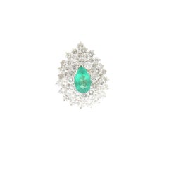 Handcraft Emerald Diamond Cluster Platinum Ring