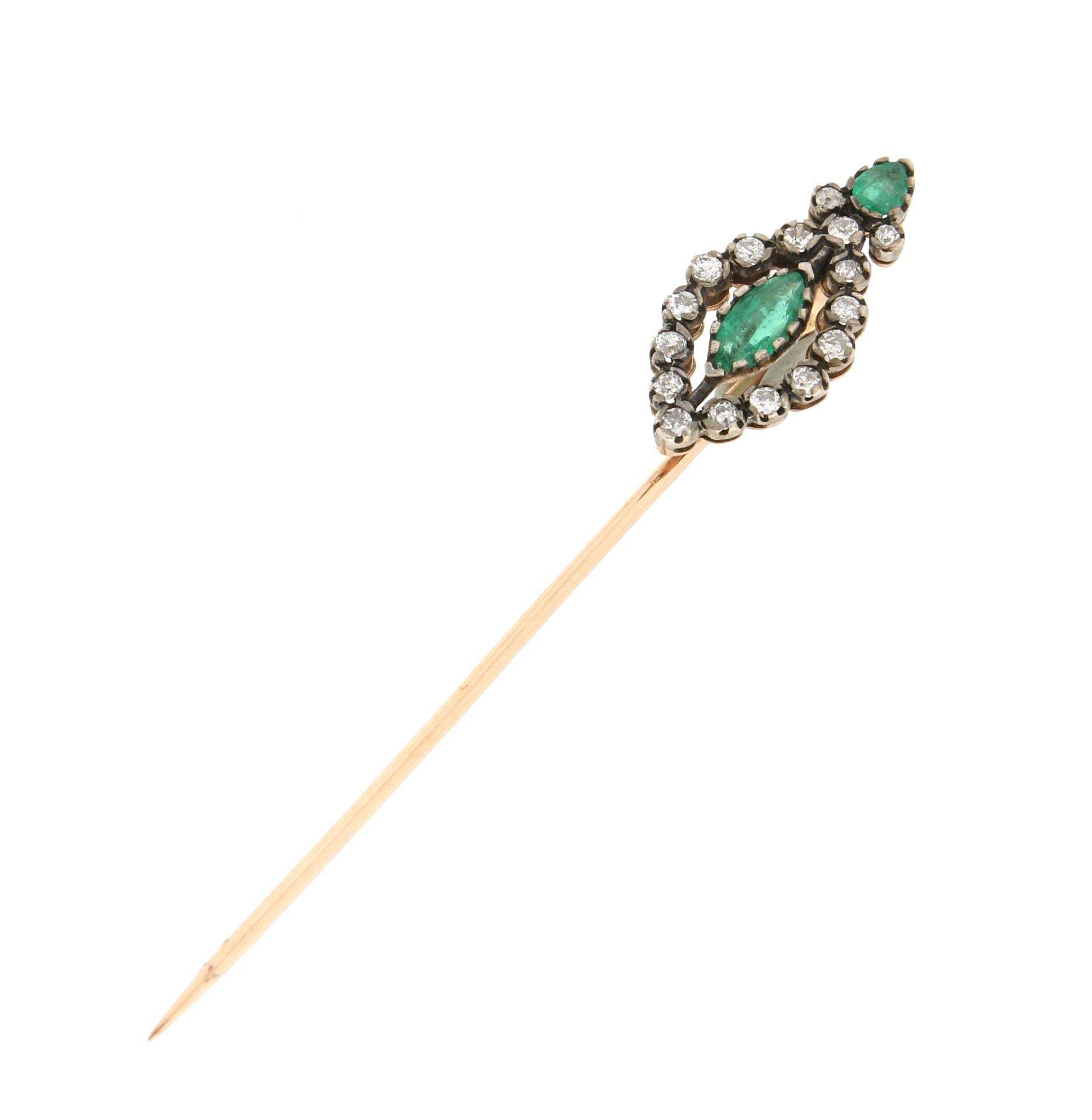 Brilliant Cut Handcraft Emeralds 14 Karat Yellow Gold and Silver Diamonds Brooch For Sale