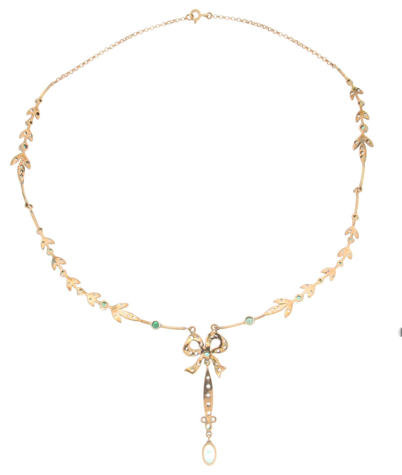 Mixed Cut Handcraft Emeralds 14 Karat Yellow Gold Diamonds Drop Necklace