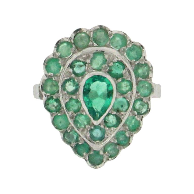 Handcraft Emeralds 18 Karat White Gold Cocktail Ring