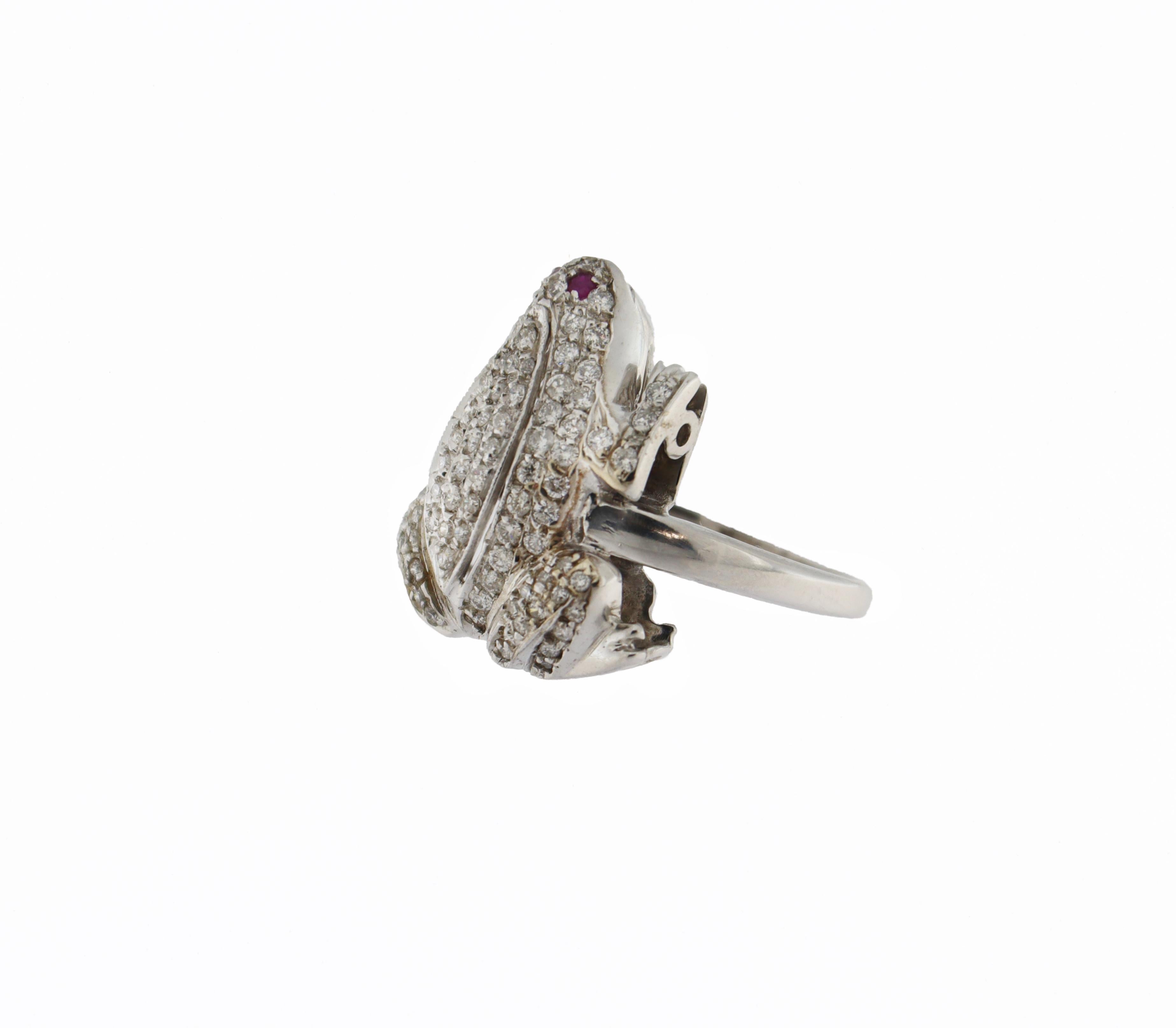 Handcraft Frog 18 Karat White Gold Diamonds Cocktail Ring For Sale 4