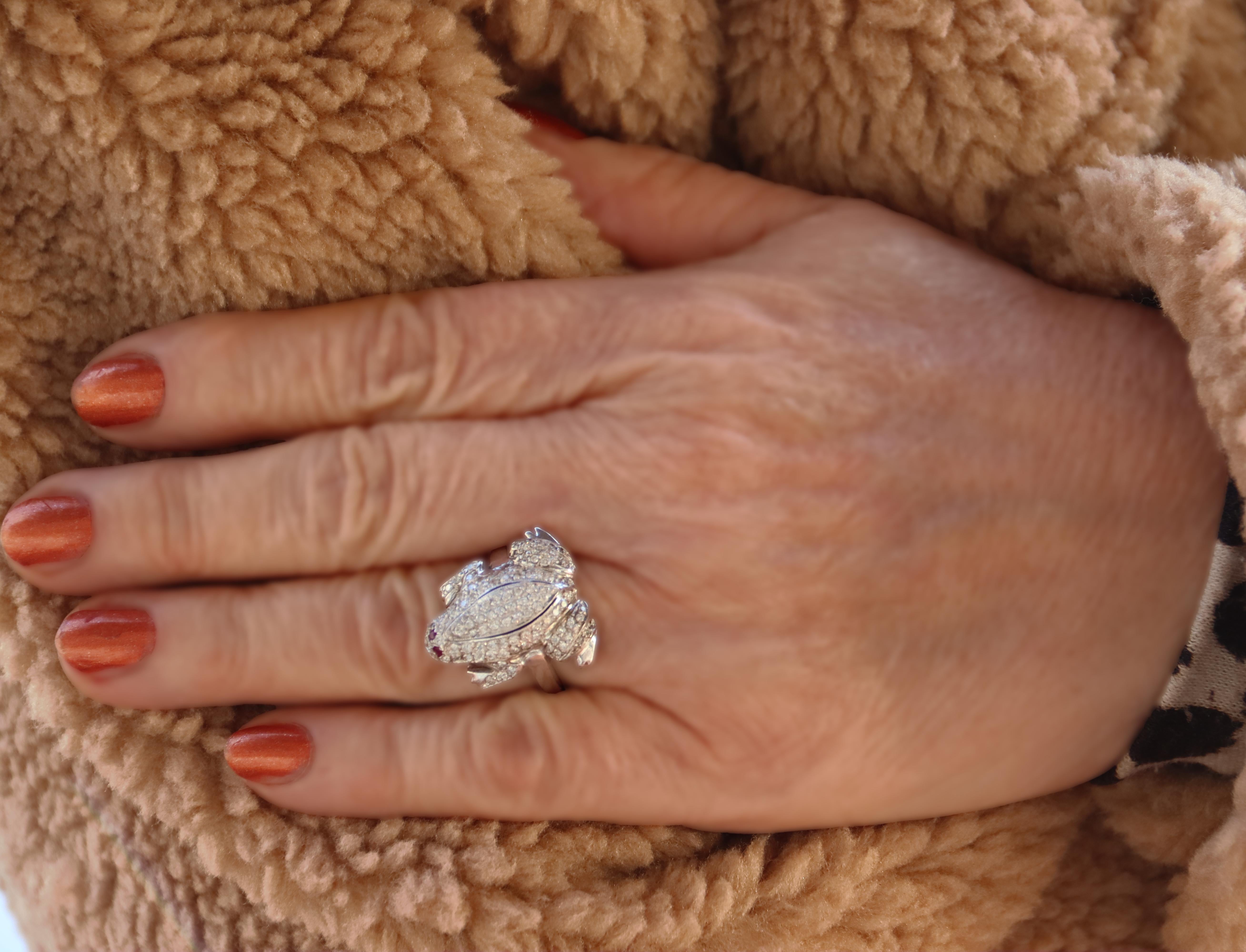 Women's or Men's Handcraft Frog 18 Karat White Gold Diamonds Cocktail Ring For Sale