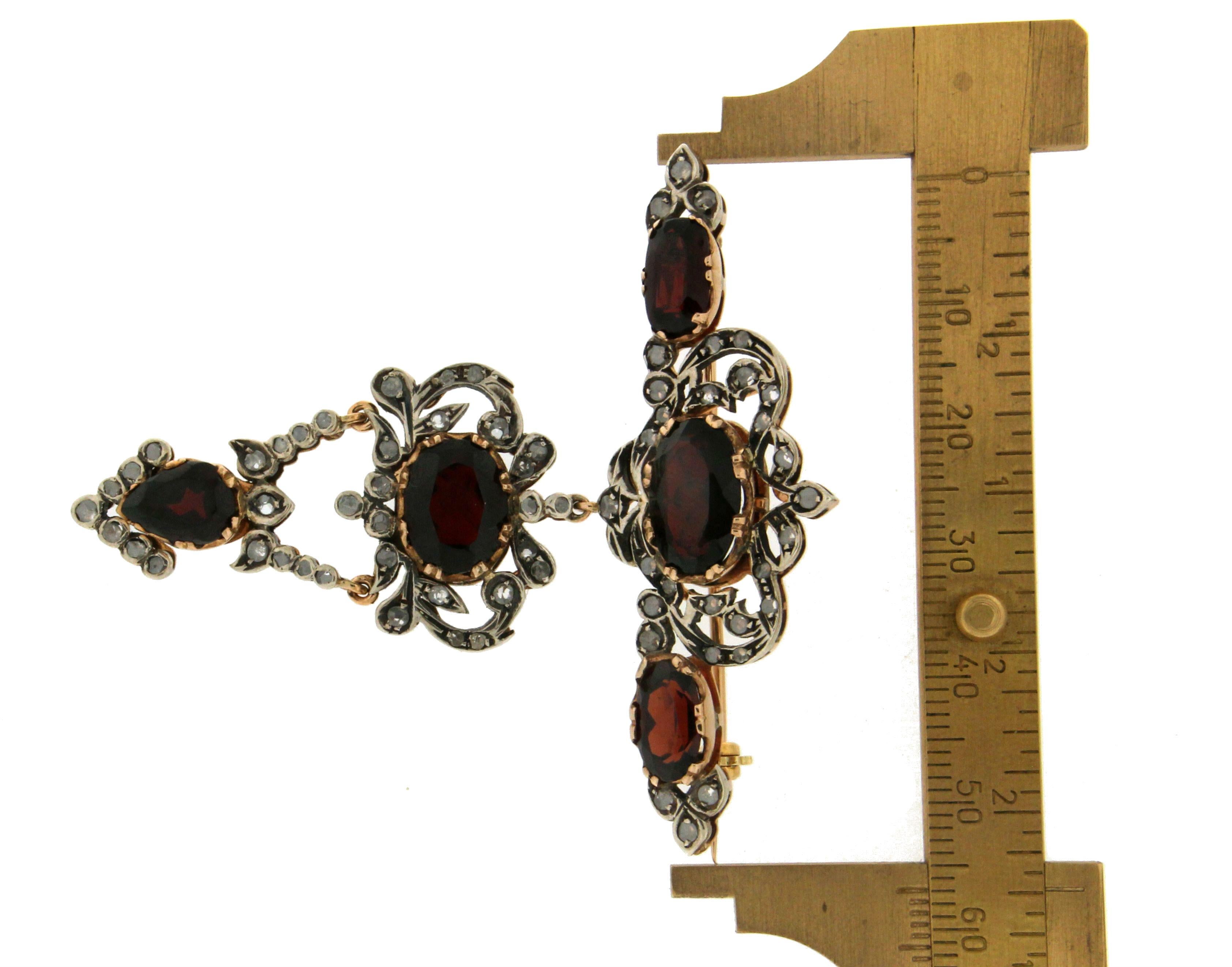 Handcraft Garnet 14 Karat Yellow Gold Diamonds Brooch and Pendant Necklace In New Condition In Marcianise, IT