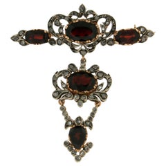 Handcraft Garnet 14 Karat Yellow Gold Diamonds Brooch and Pendant Necklace