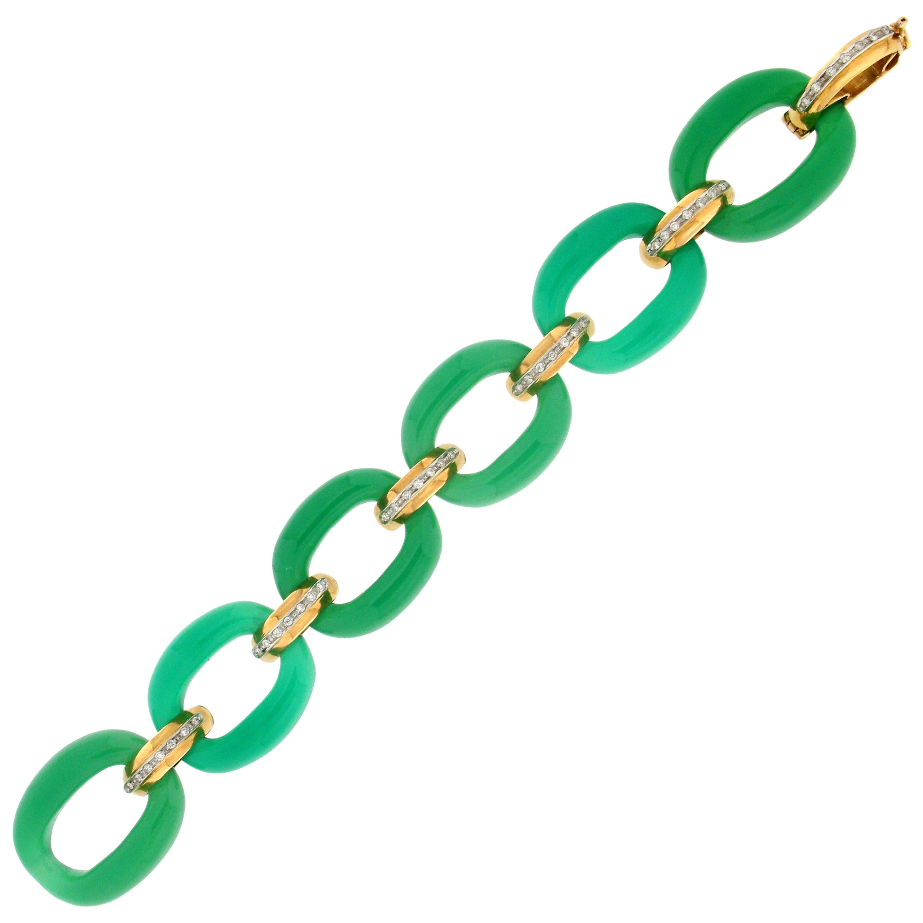 Handcraft Green Agate 14 Karat Yellow Gold Diamonds Cuff Bracelet