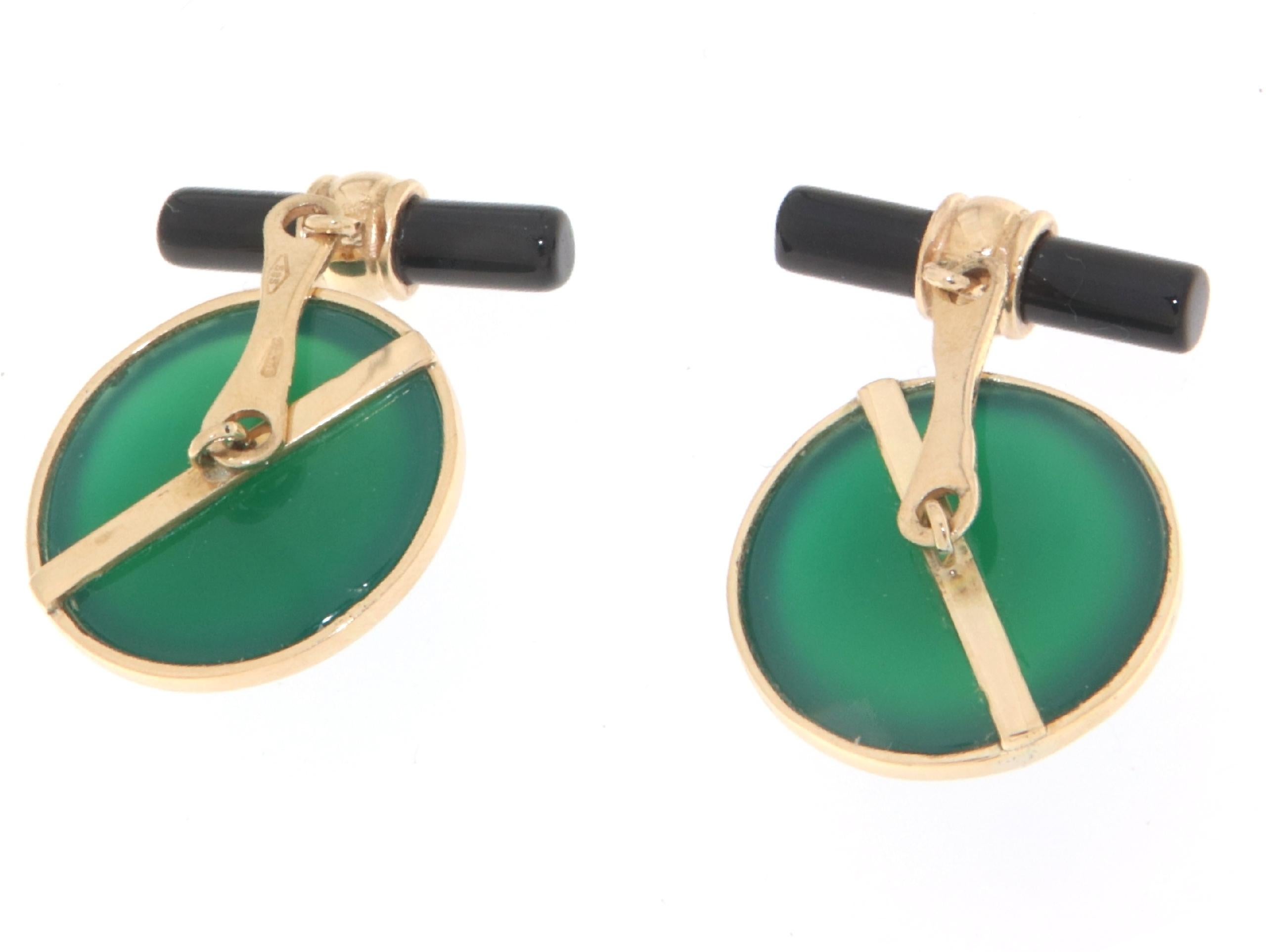 Handcraft Green Agate 14 Karats Yellow Gold Cufflinks In Excellent Condition For Sale In Marcianise, IT