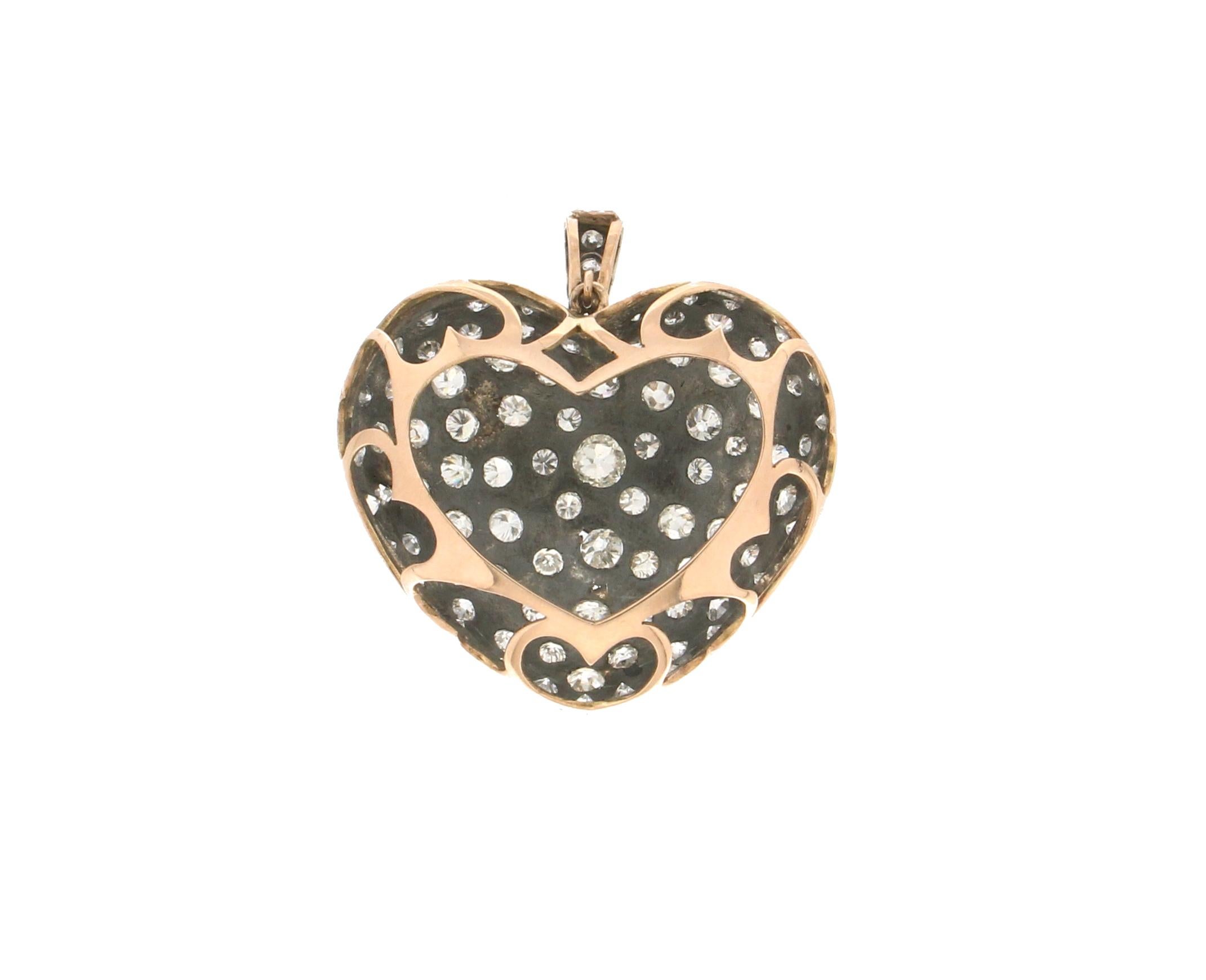Handcraft Heart 14 Karat Yellow Gold Diamonds Pendant Necklace In New Condition For Sale In Marcianise, IT